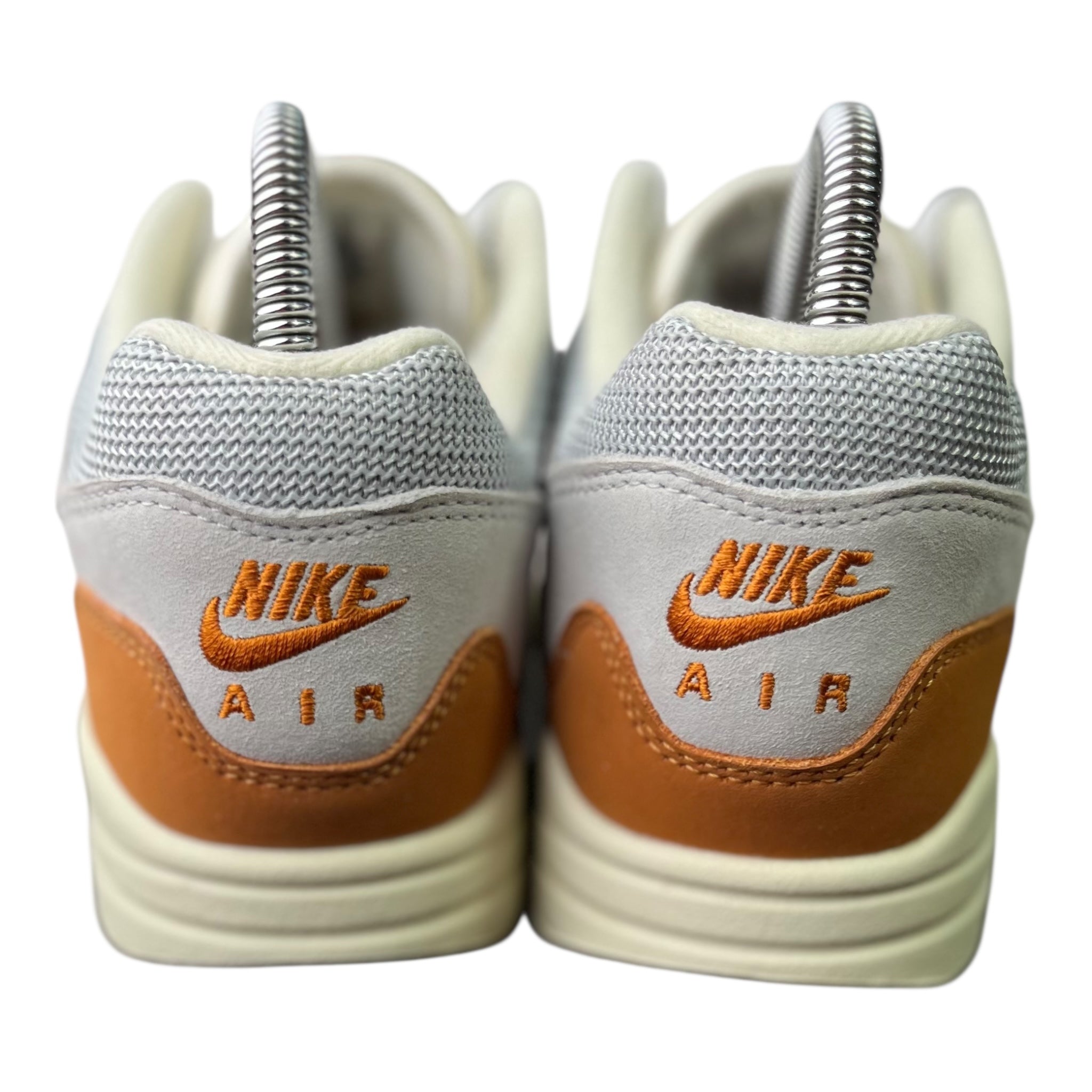 Nike Air Max 1 Patta Monarch (41EU)