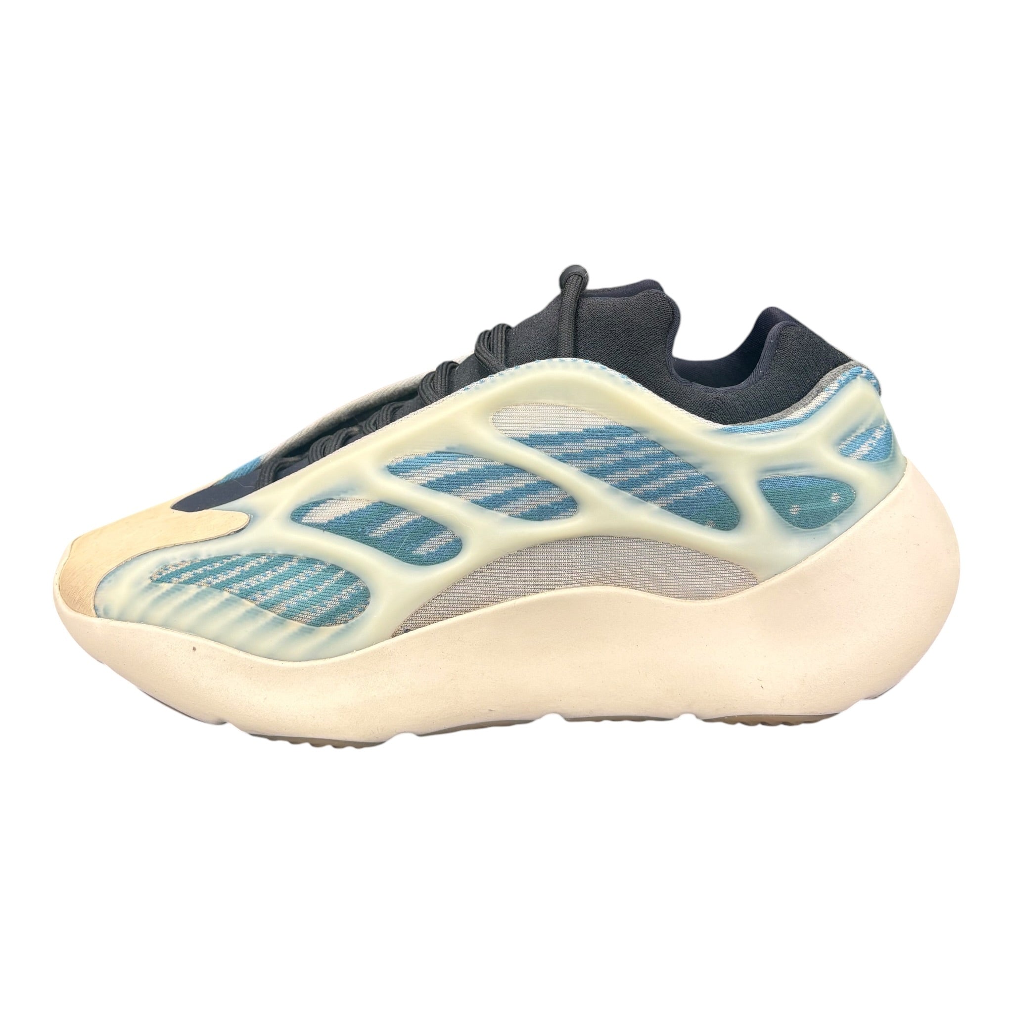 Yeezy 700 V3 (43EU)
