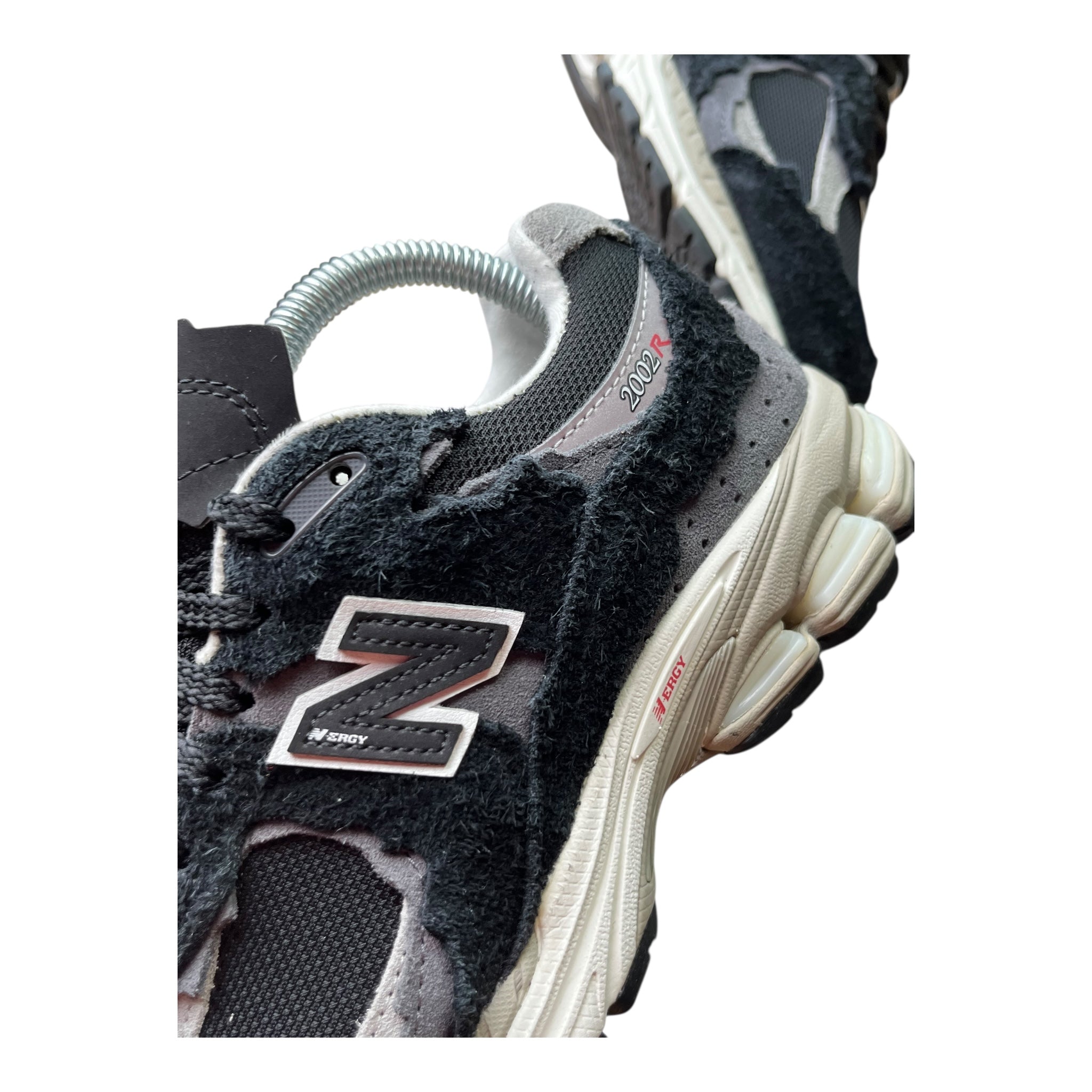 New Balance 2002R Protection Pack Black Grey (37EU)