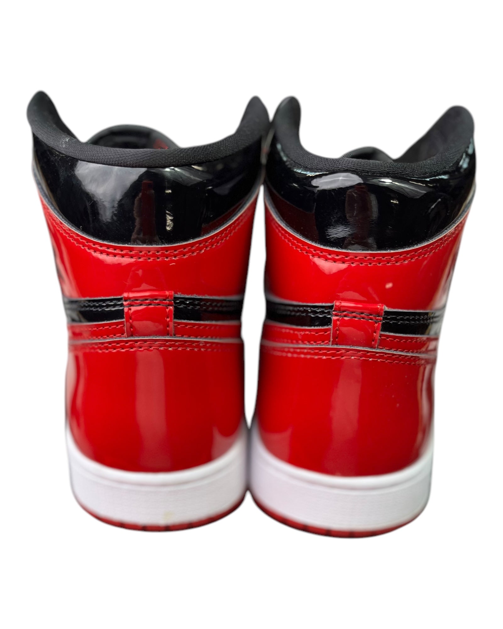 Jordan 1 Retro High OG Patent Bred (44EU)