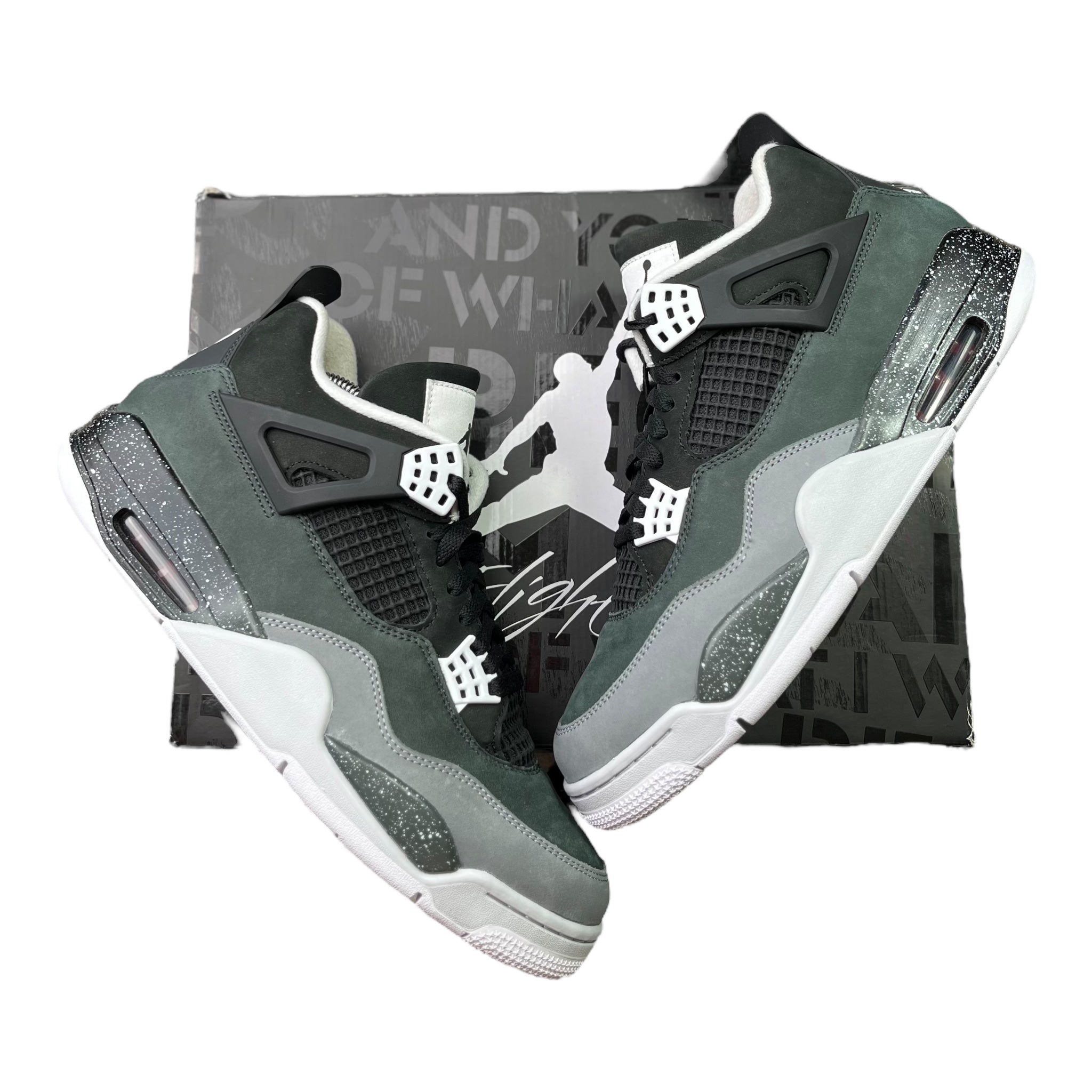 Jordan 4 Retro Fear (45.5EU)
