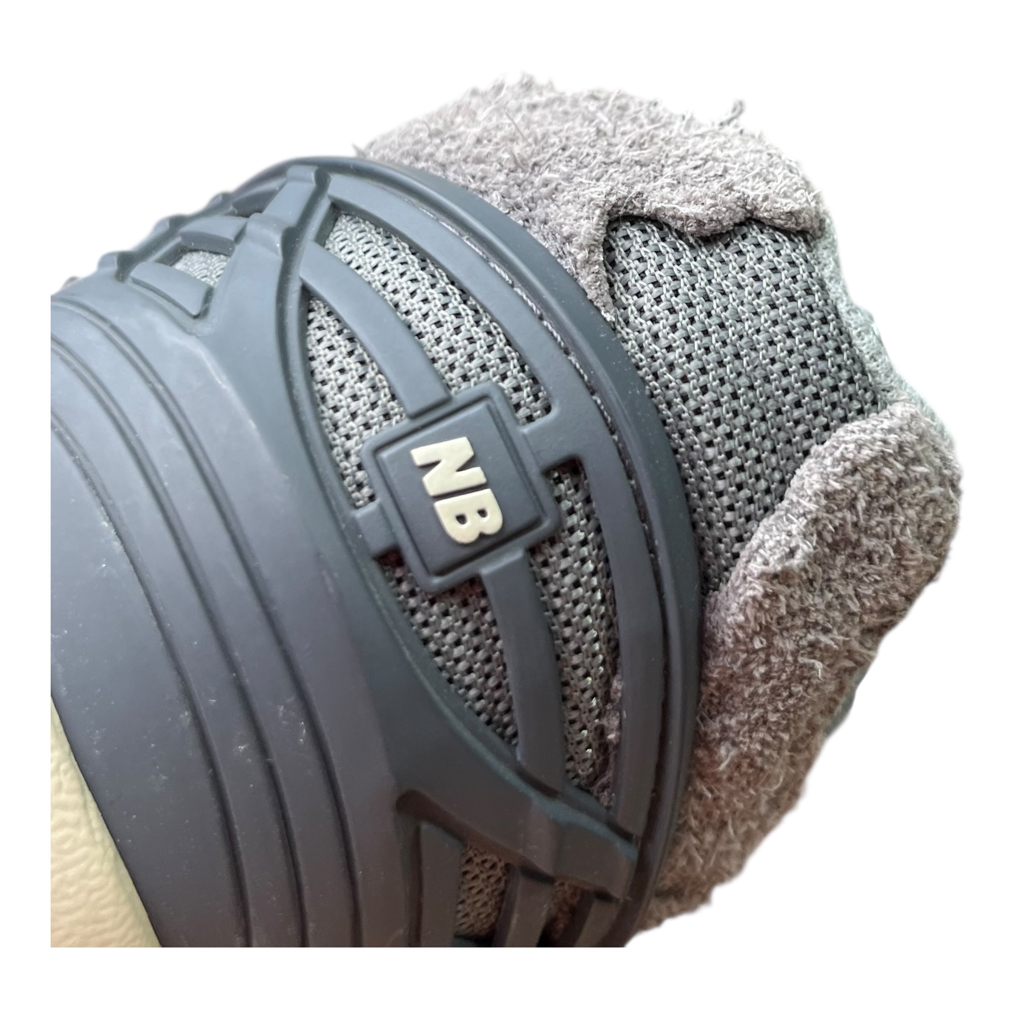 New Balance 1906D Protection Pack Castelrock (44EU)