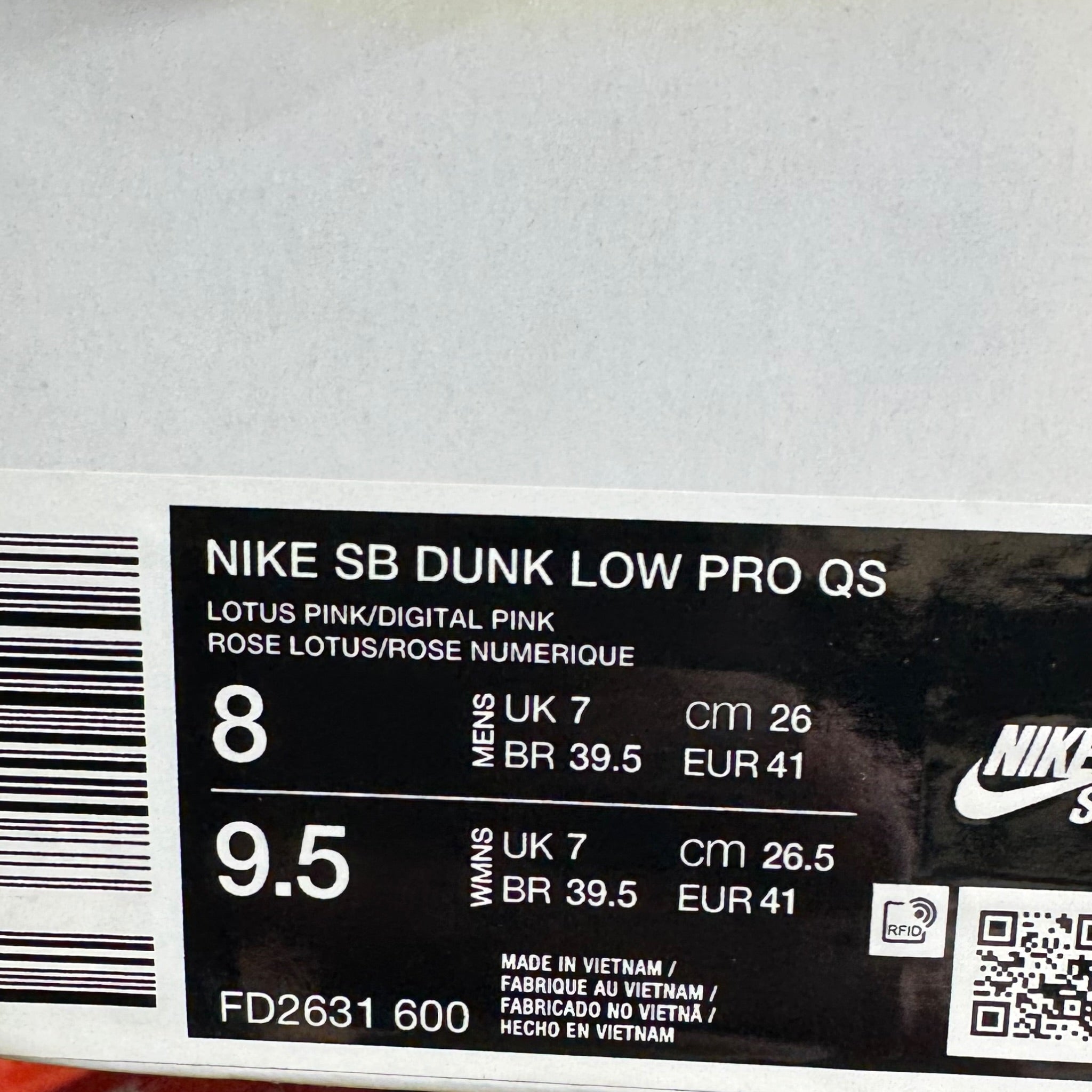 Dunk SB Low Super Nana (41EU)