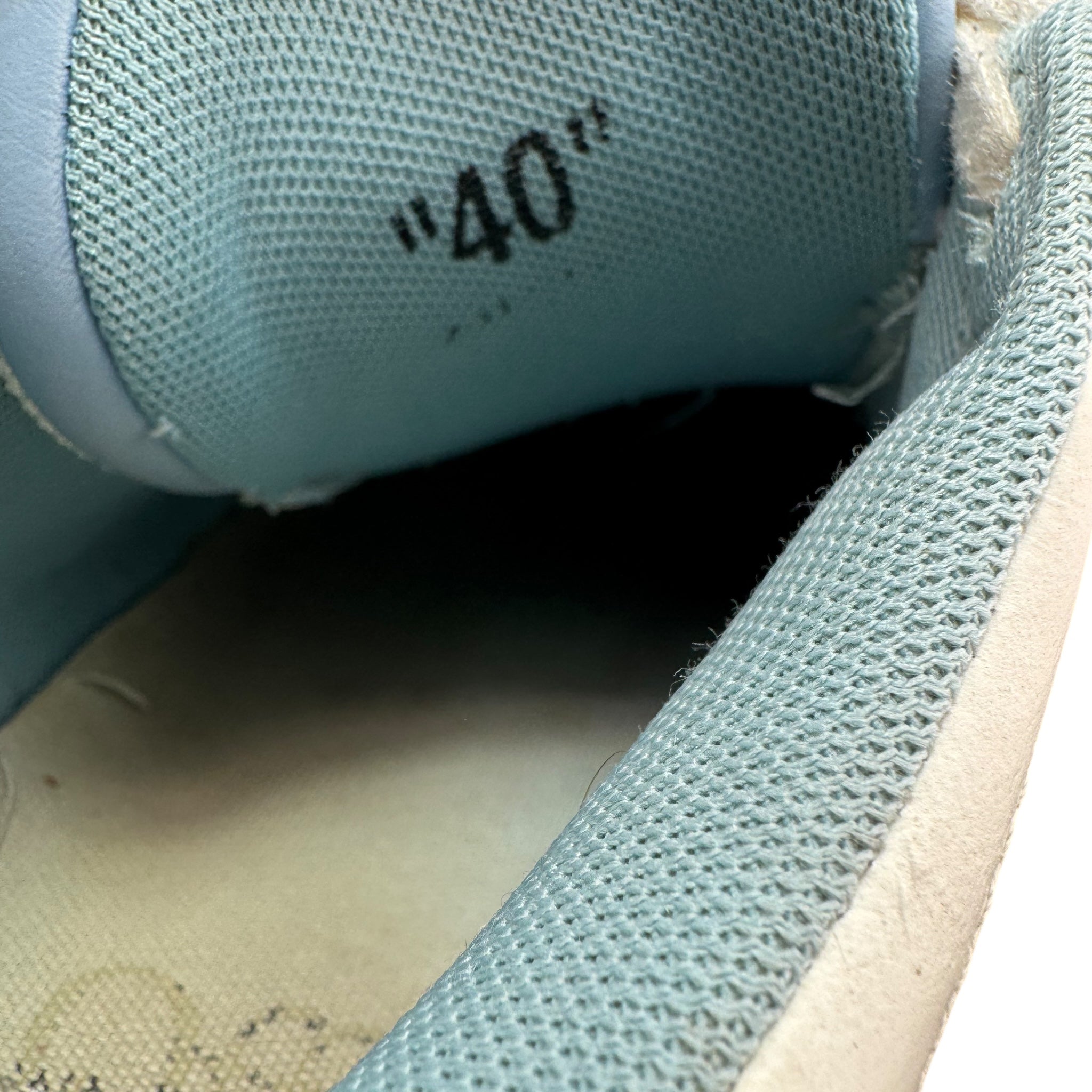 Off-White Out Off Office (40EU)