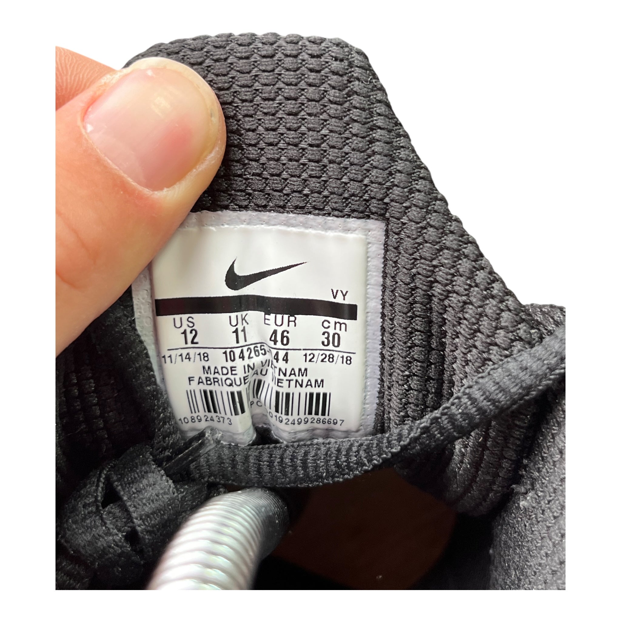 Nike Shox R4 Triple Black (46EU)