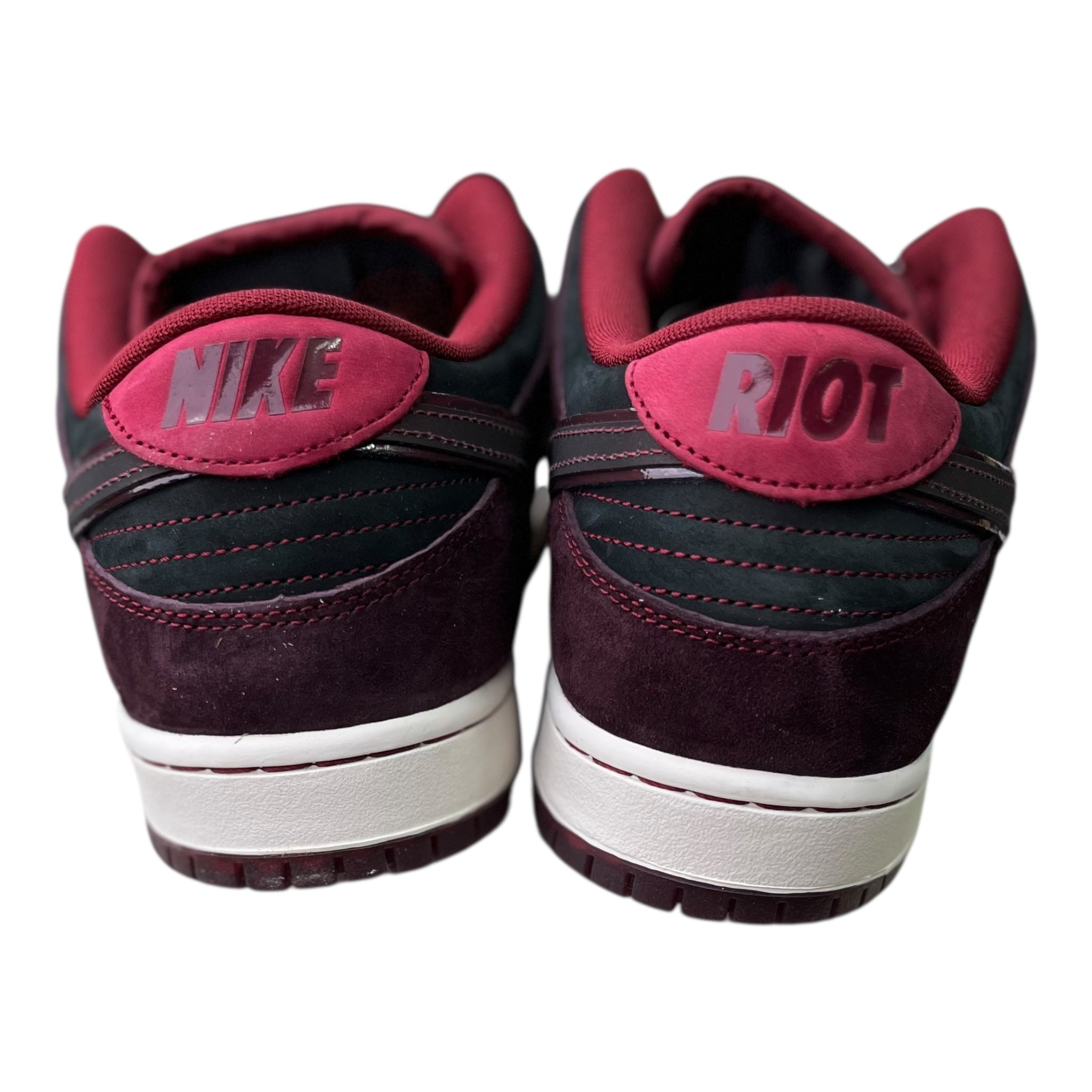 Nike Dunk Low Sb Riot Skateshop Mahagoni Dunkel Rote Beete (45EU)