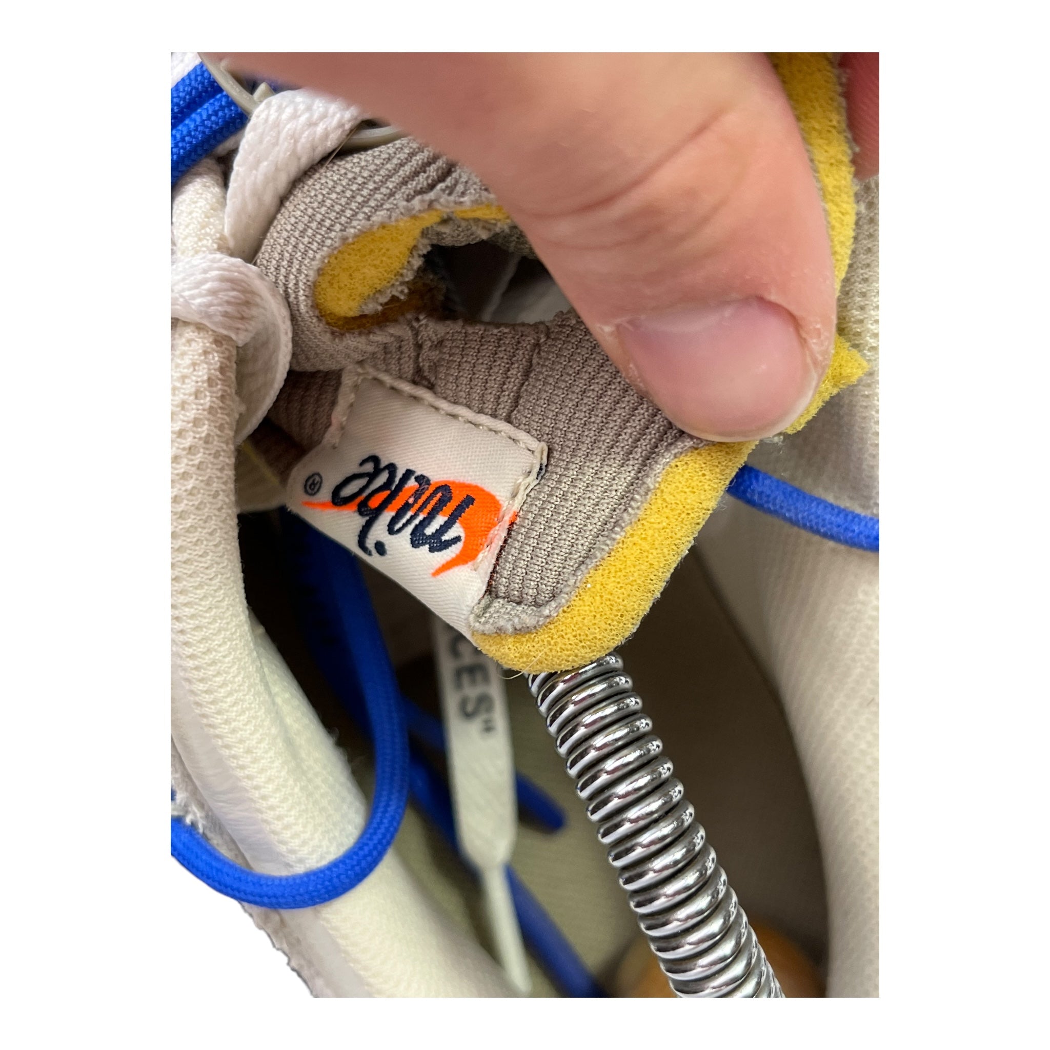 Nike Dunk Low Off-White Lot 32 (44 EU)