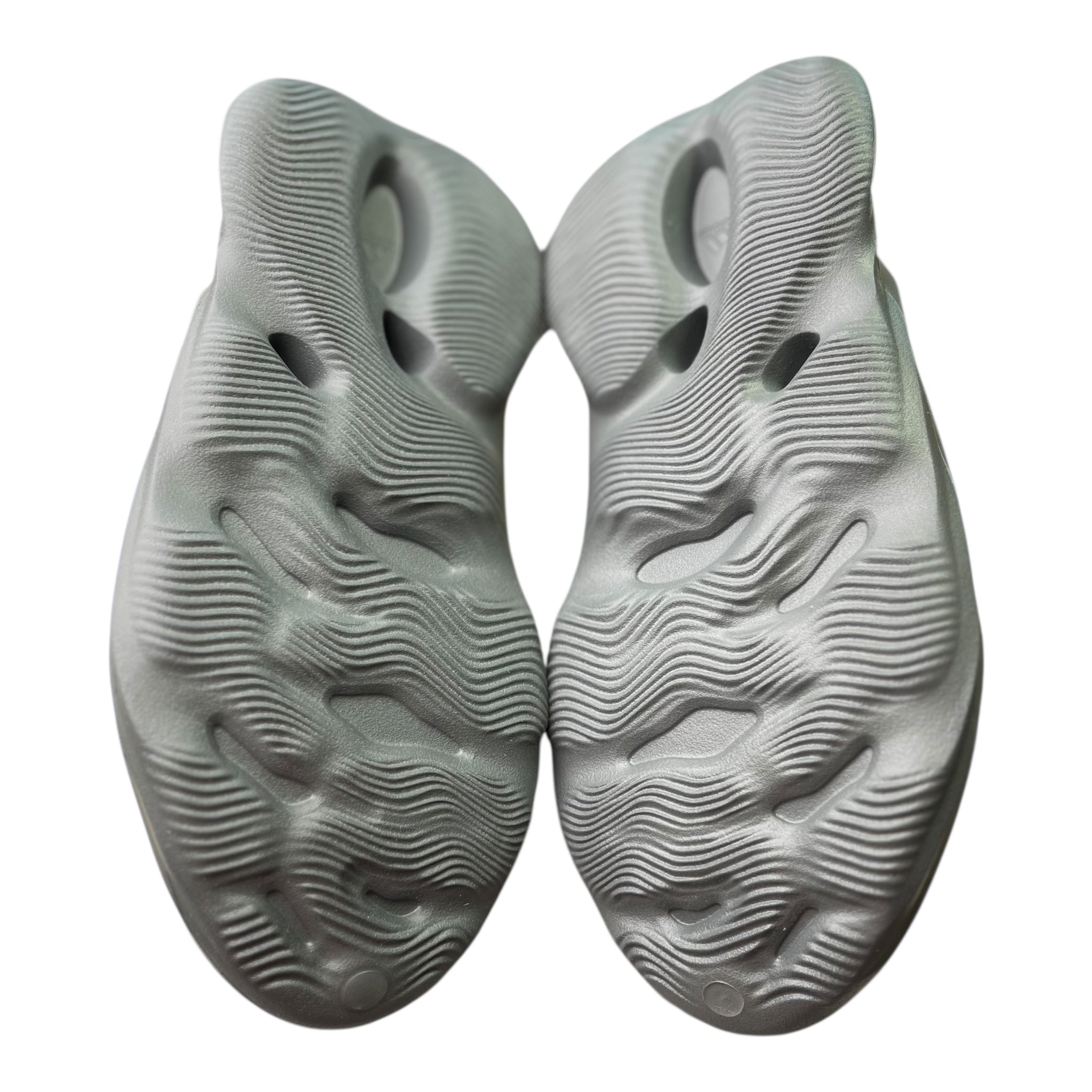Adidas Yeezy FOAM RNR Carbon (44 1/2EU)