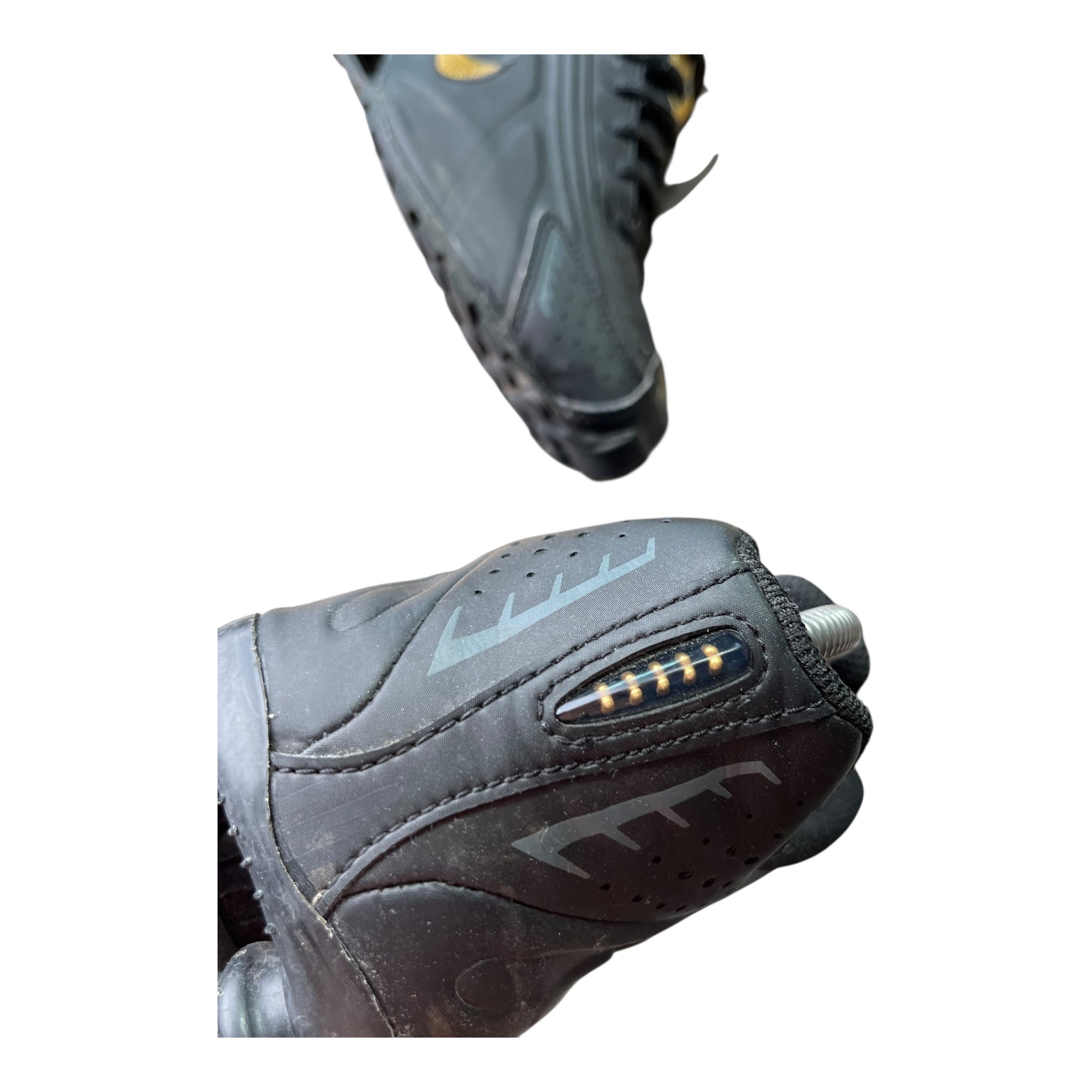 Nike Shox R4 Black Metallic Gold (40EU)