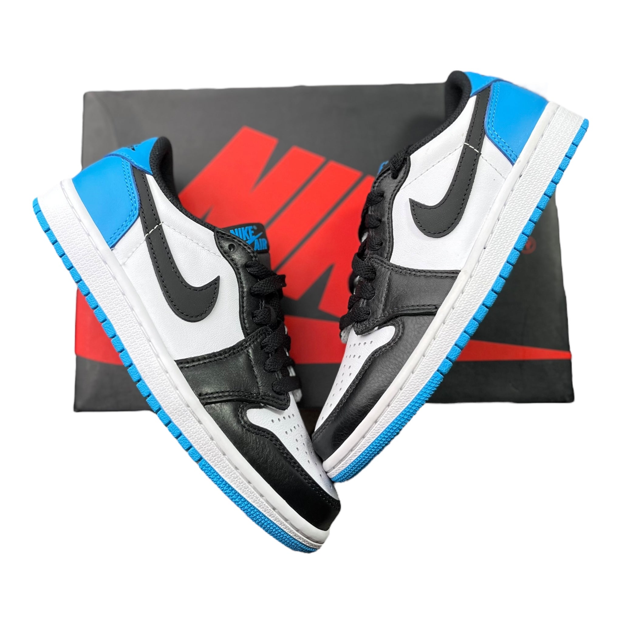 Jordan 1 Retro Low OG UNC (37.5EU)