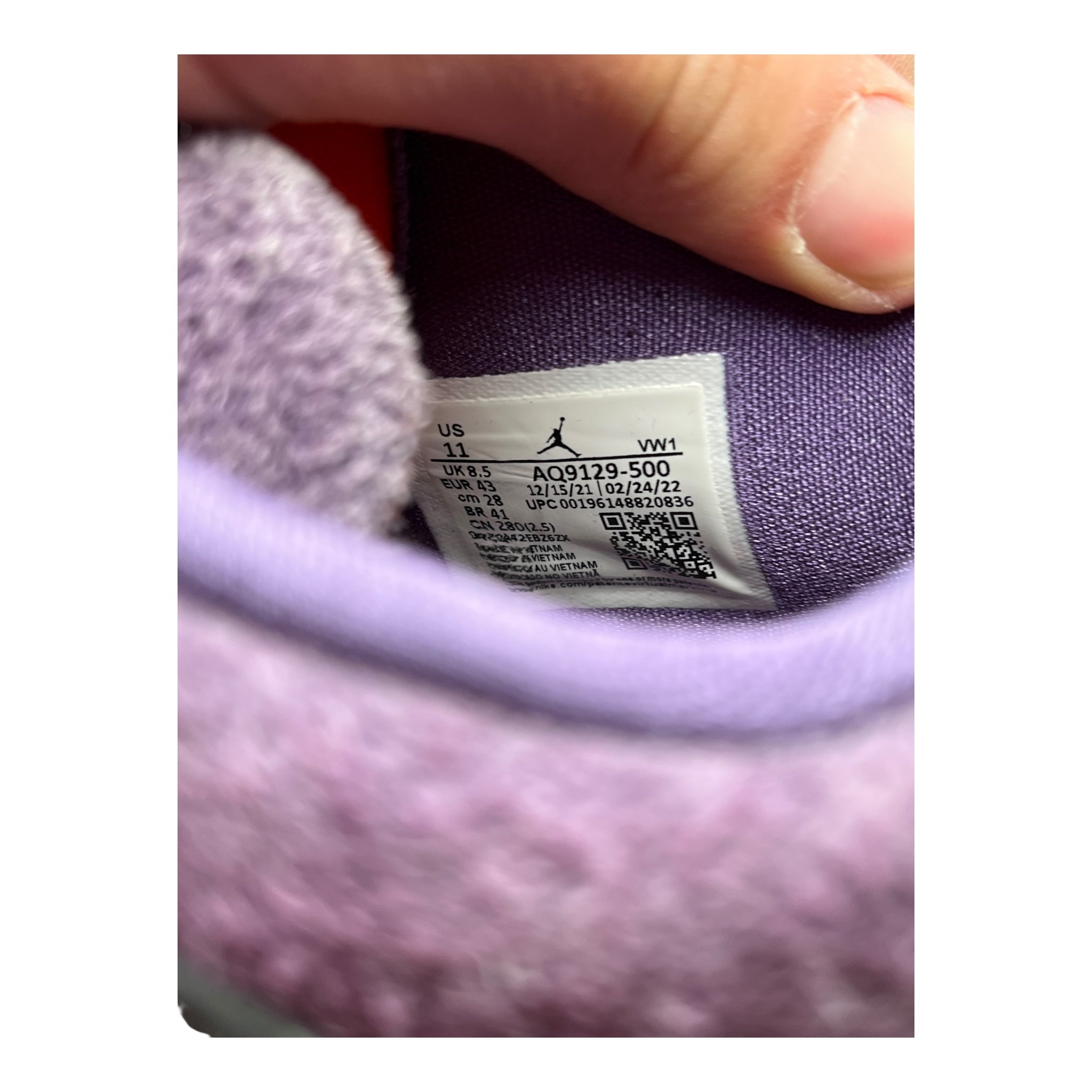 Jordan 4 Canyon Purple (43EU)