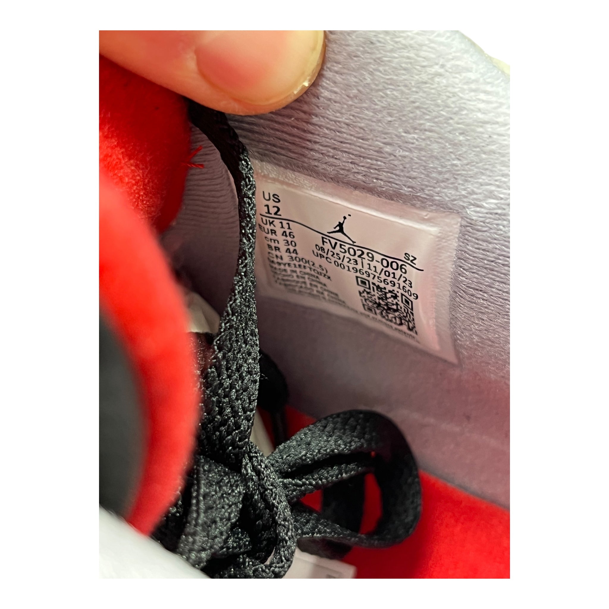 Jordan 4 Retro Bred Reimagined (46EU)