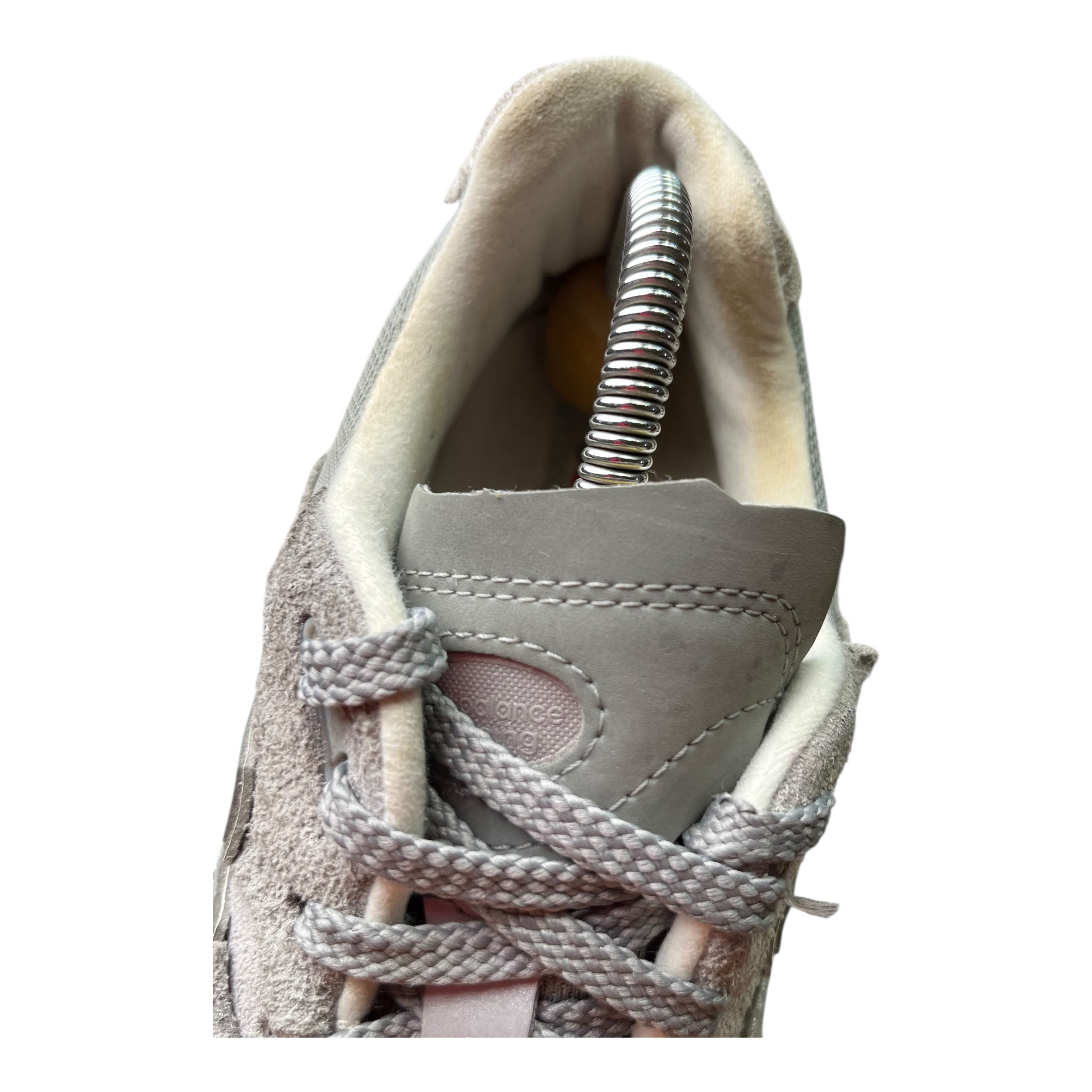 New Balance 2002R Protection Pack Grey (42EU)
