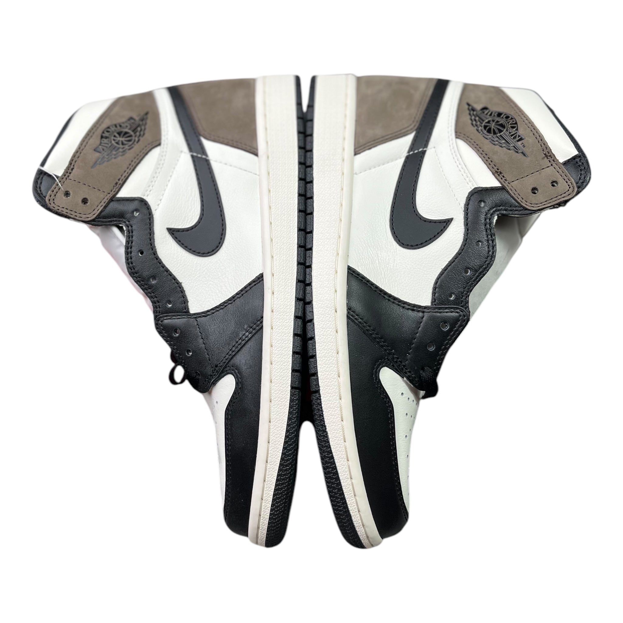 Jordan 1 Retro High Dark Mocha (44EU)