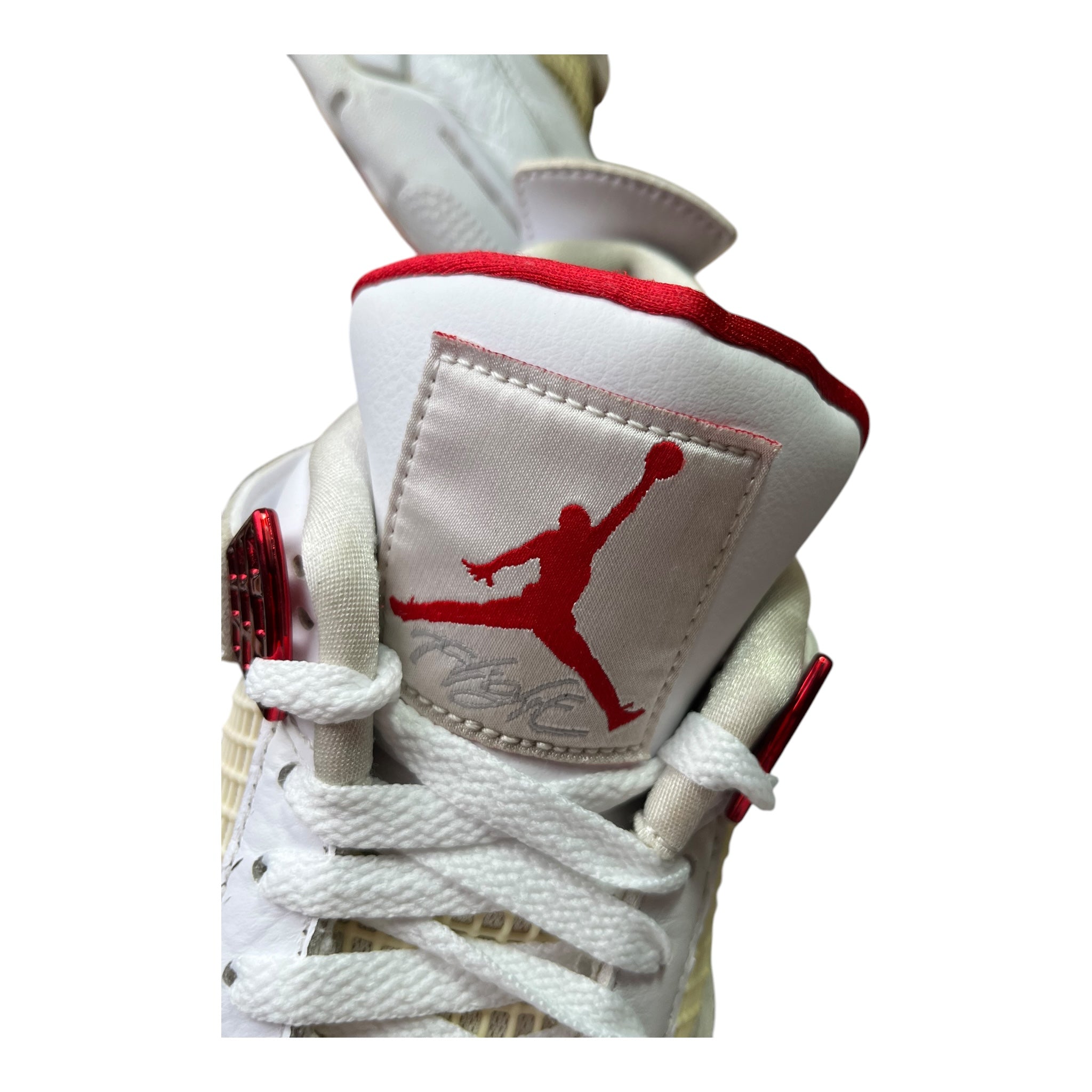 Jordan 4 Retro Metallic Red (42EU)