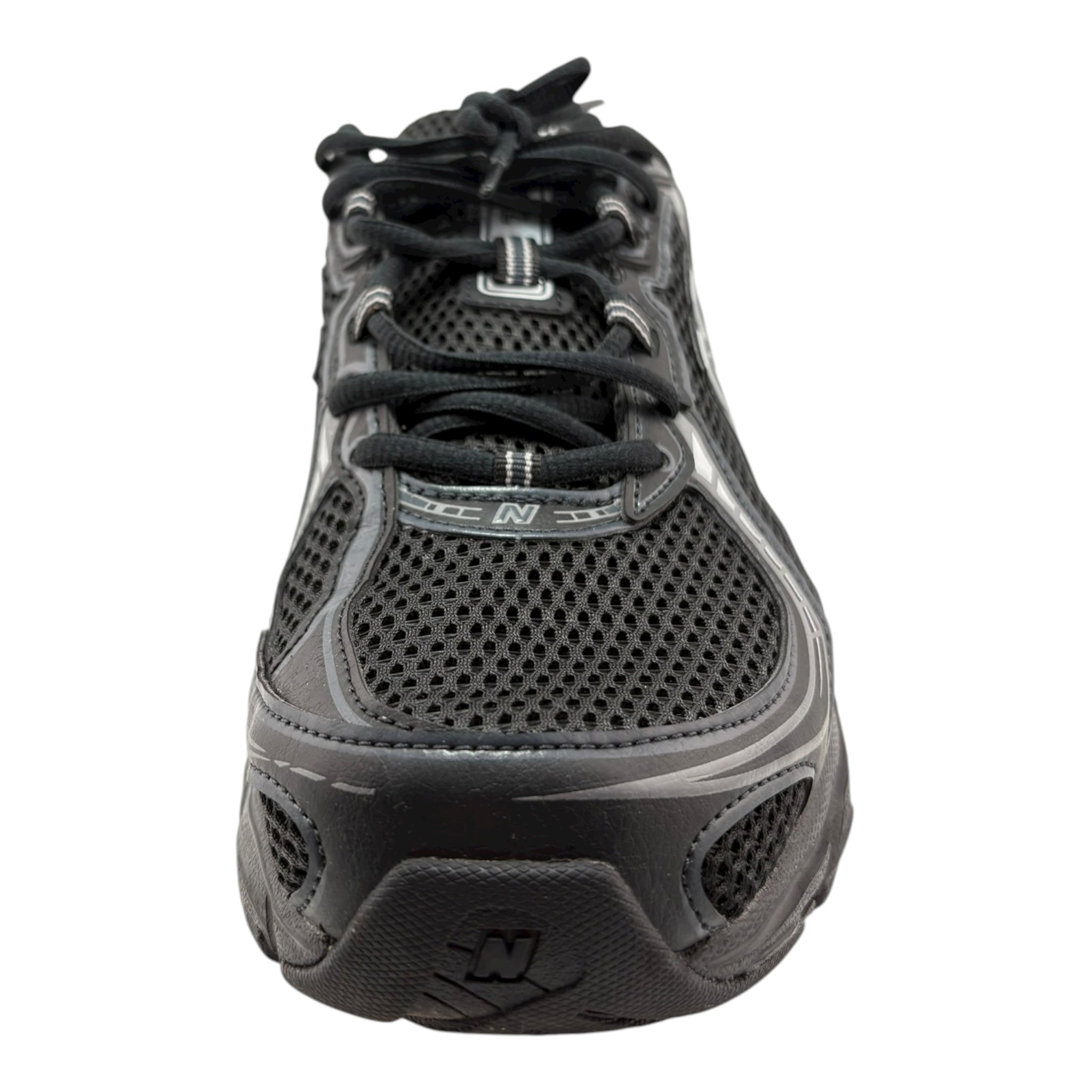 New Balance 750 (44EU)