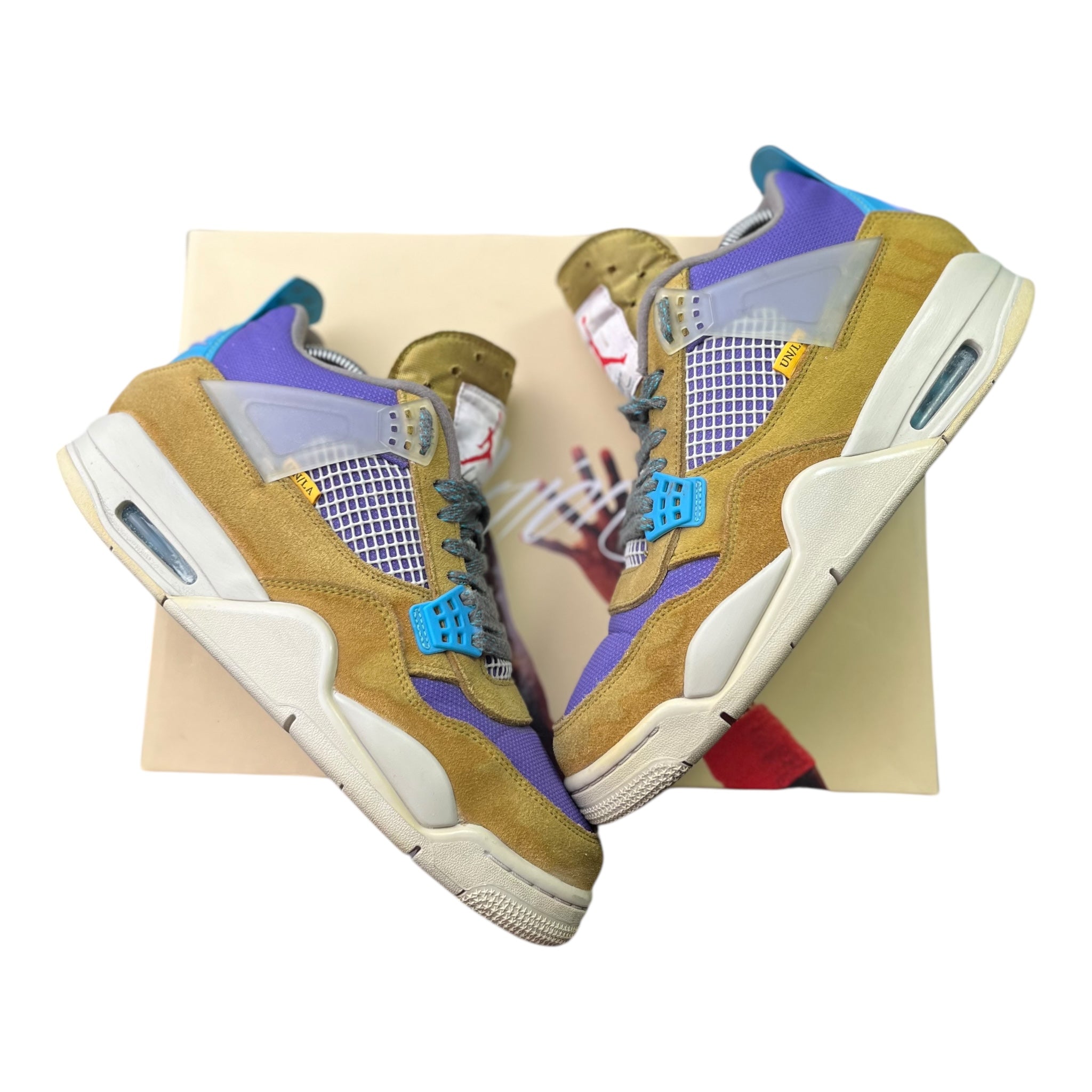 Jordan 4 Retro Union LA Desert Moss (43EU)