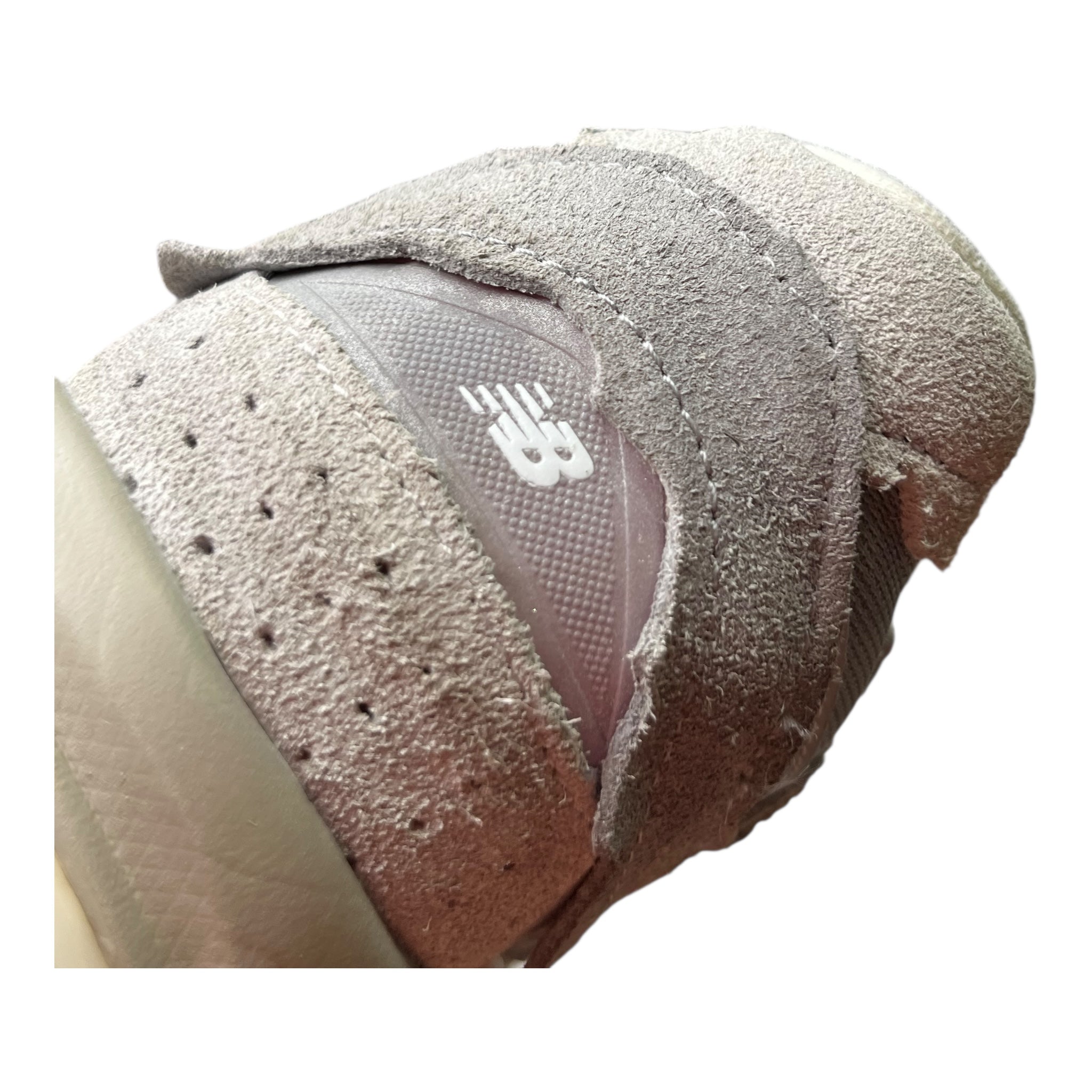 New Balance 2002R Protection Pack Grey (42EU)