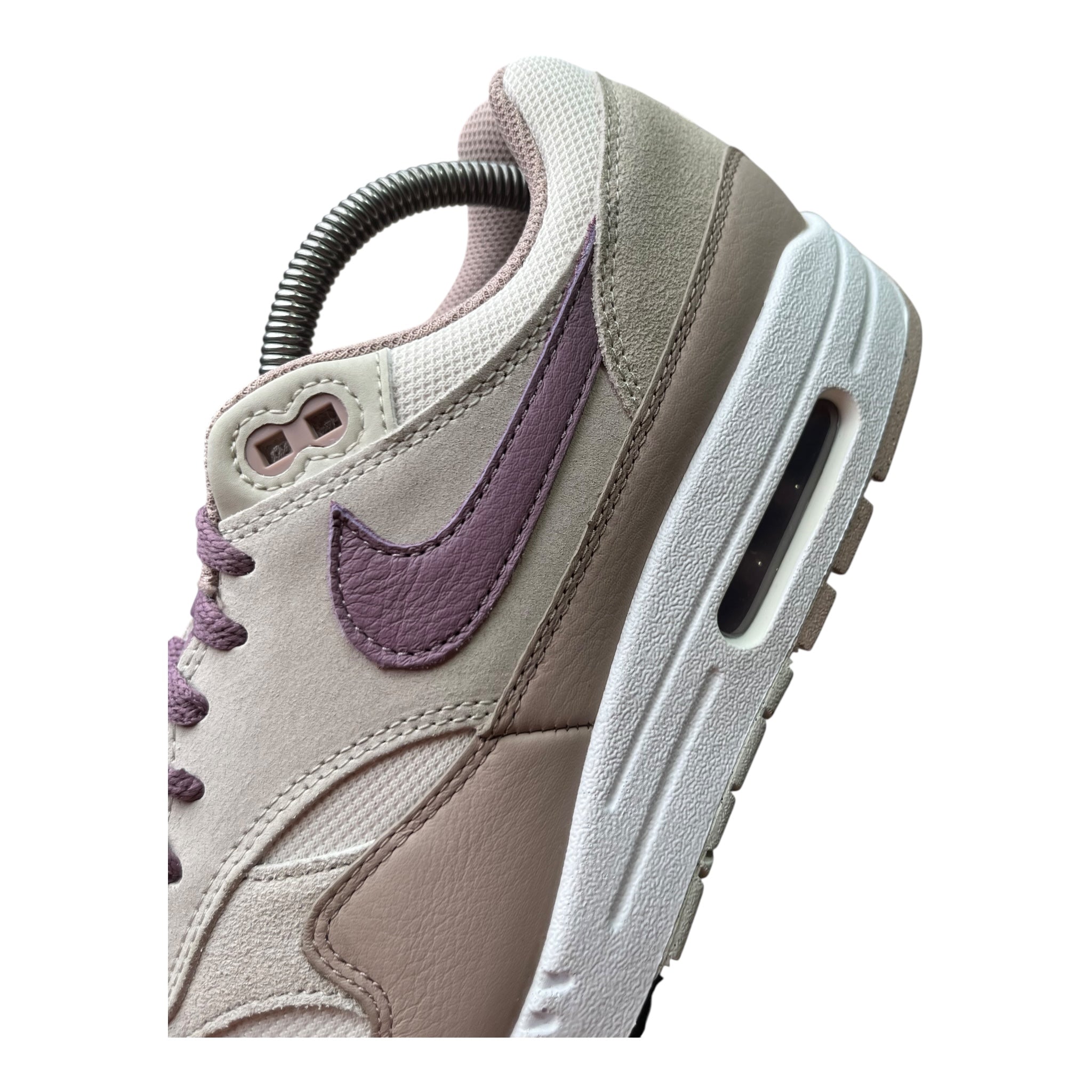 Nike Air Max 1 Light Bone Violet Dust (42EU)