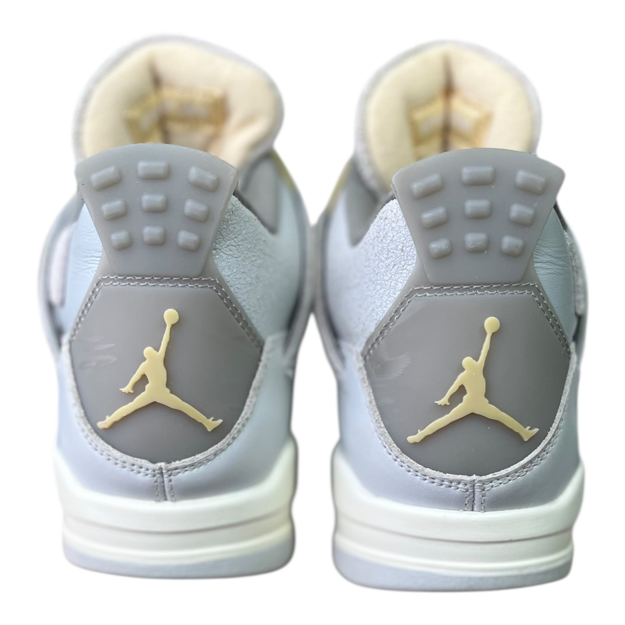 Jordan 4 Retro Photon Dust Craft (42EU)