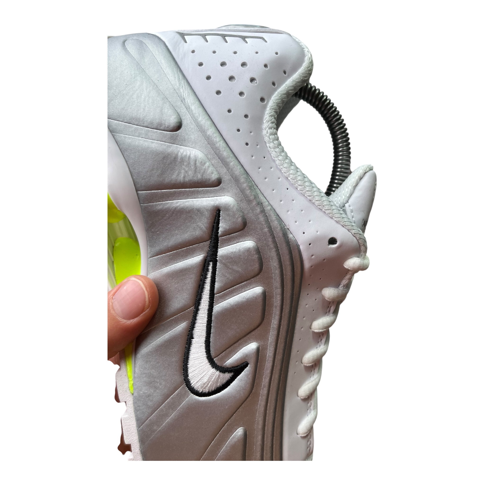 Nike Shox R4 Weiß Metallic Volt (40EU)