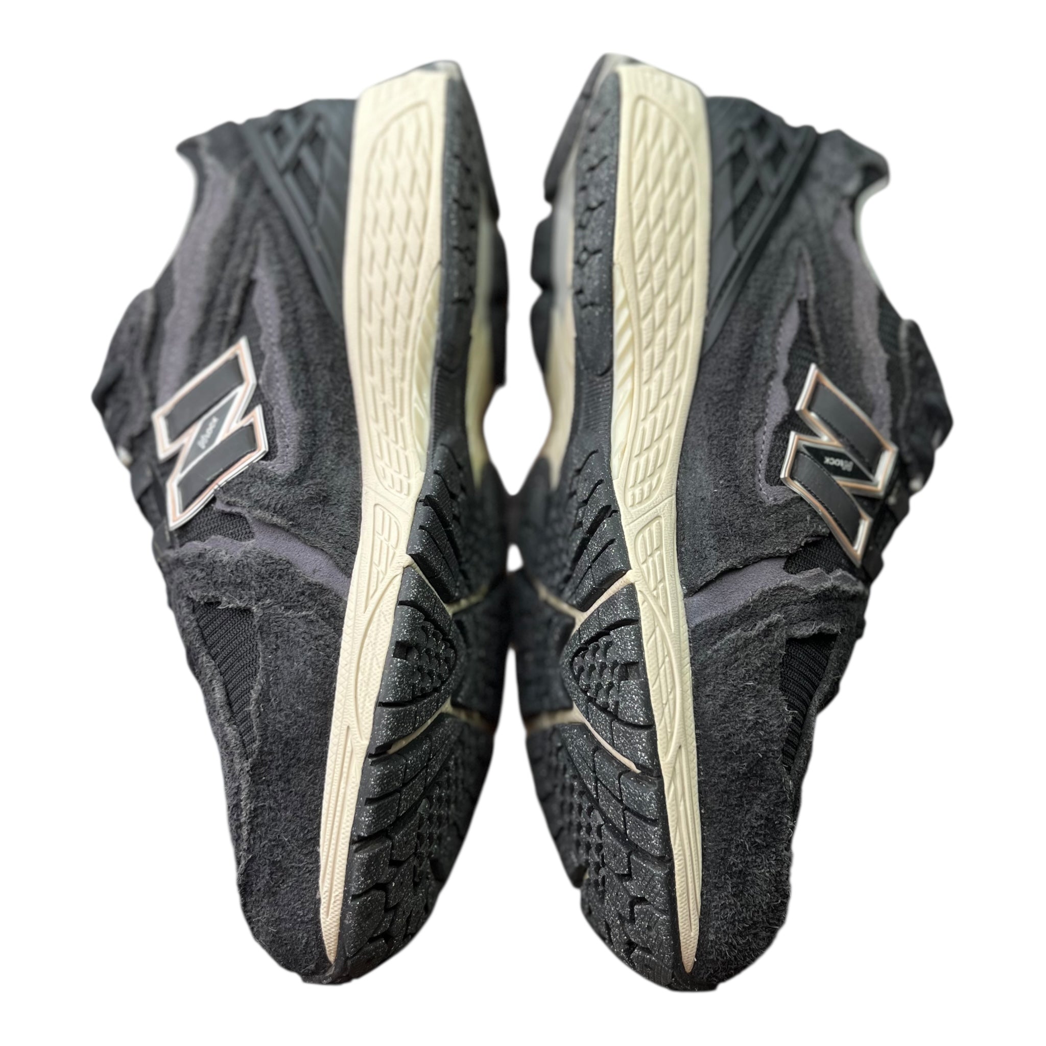 New Balance 1906D Protection Pack Schwarz (44EU)