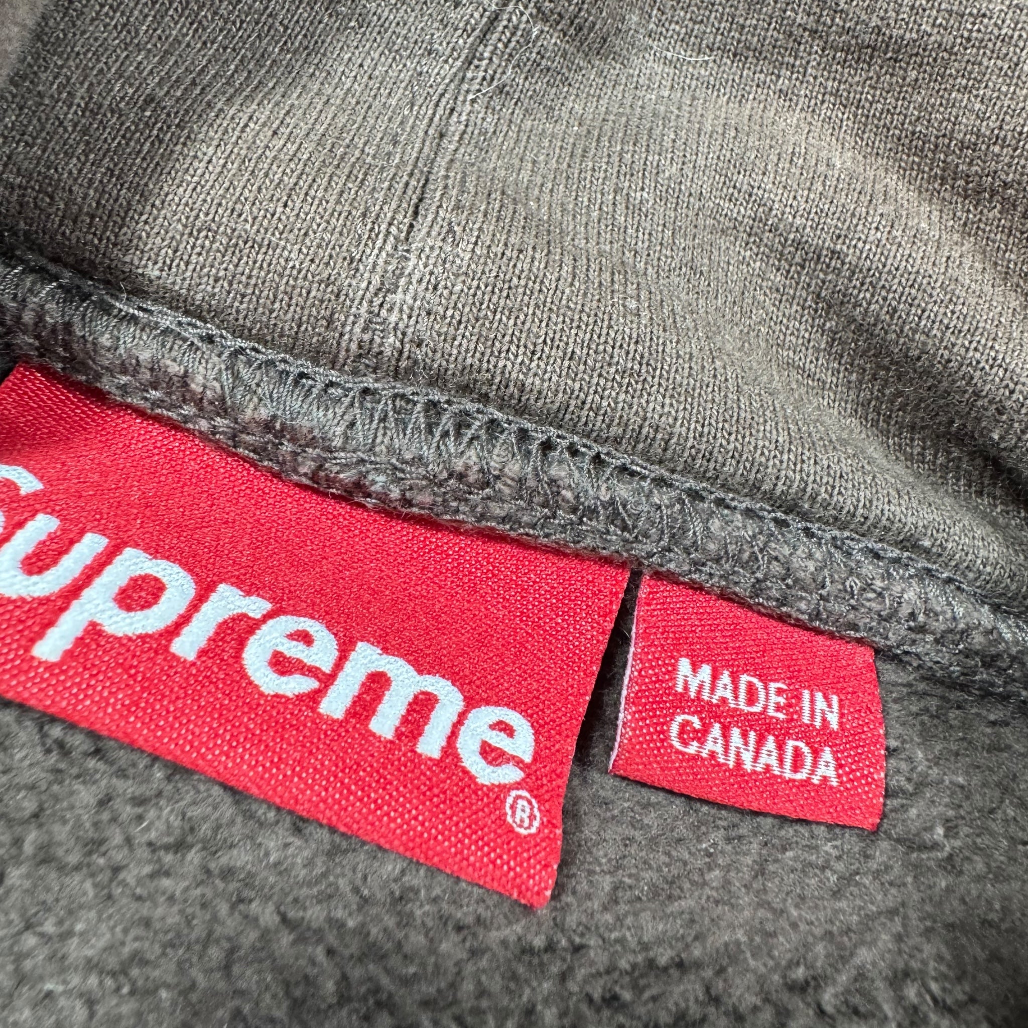 Supreme Sweatshirt (M)