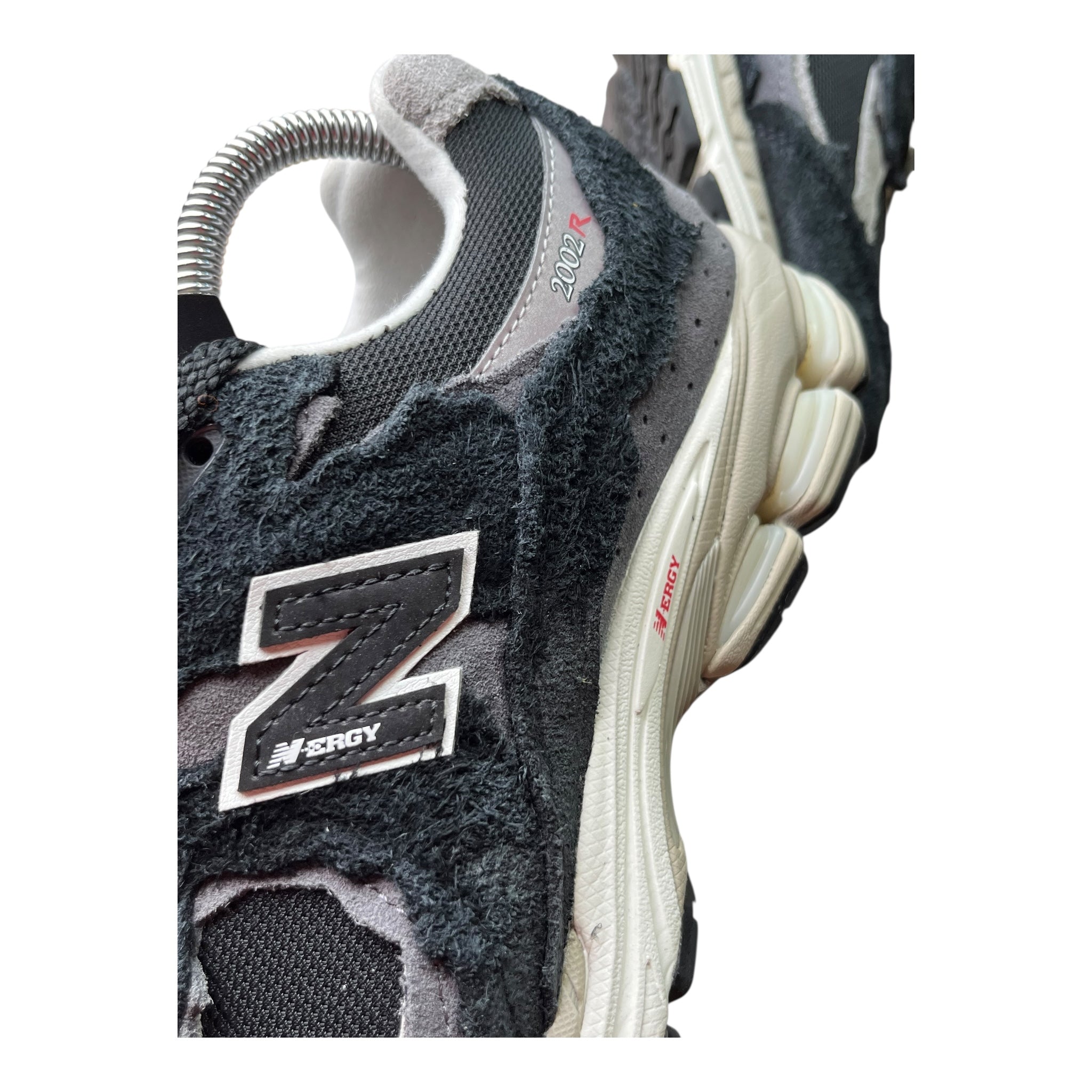 New Balance 2002R Protection Pack Black Grey (40.5EU)