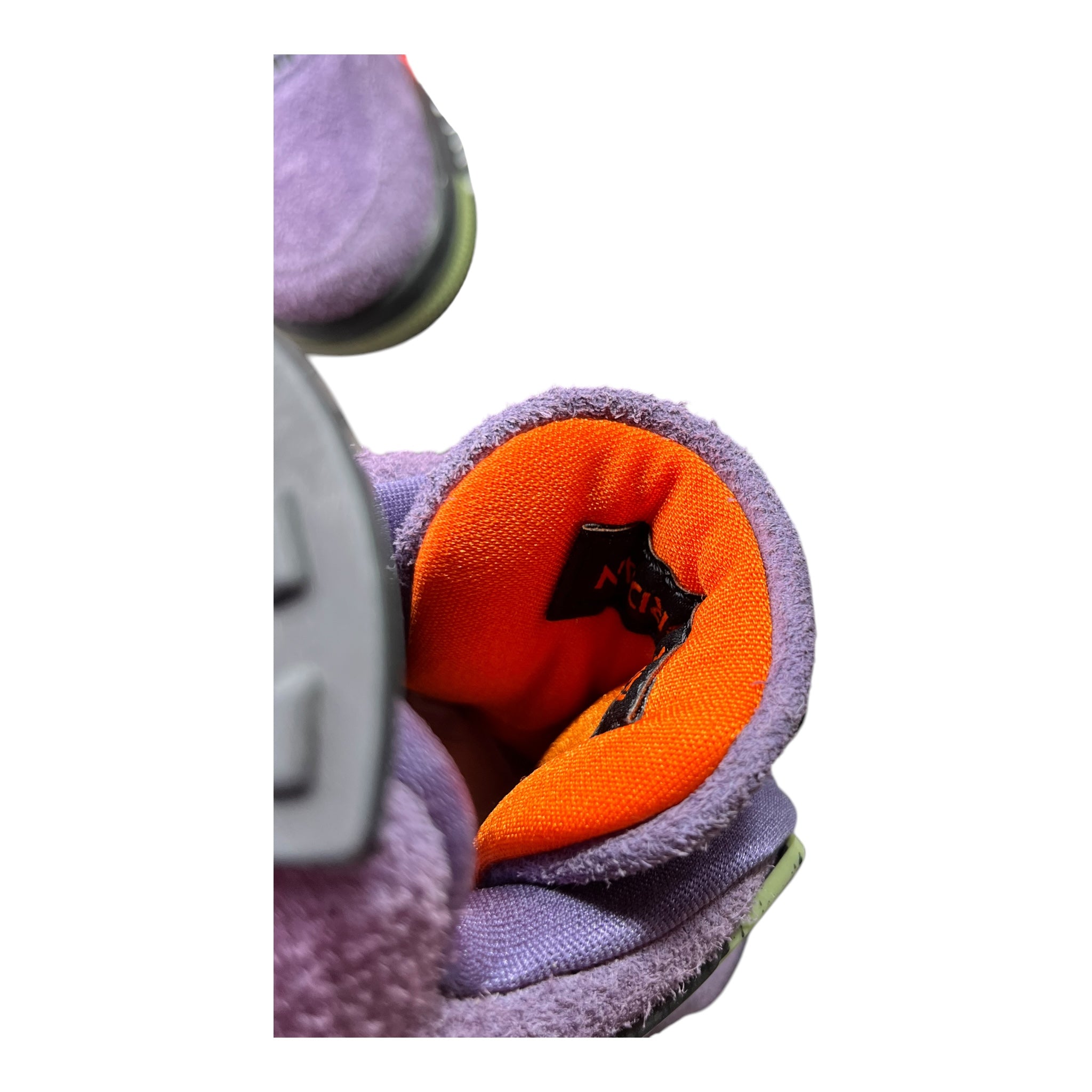 Jordan 4 Retro Canyon Purple (39EU)