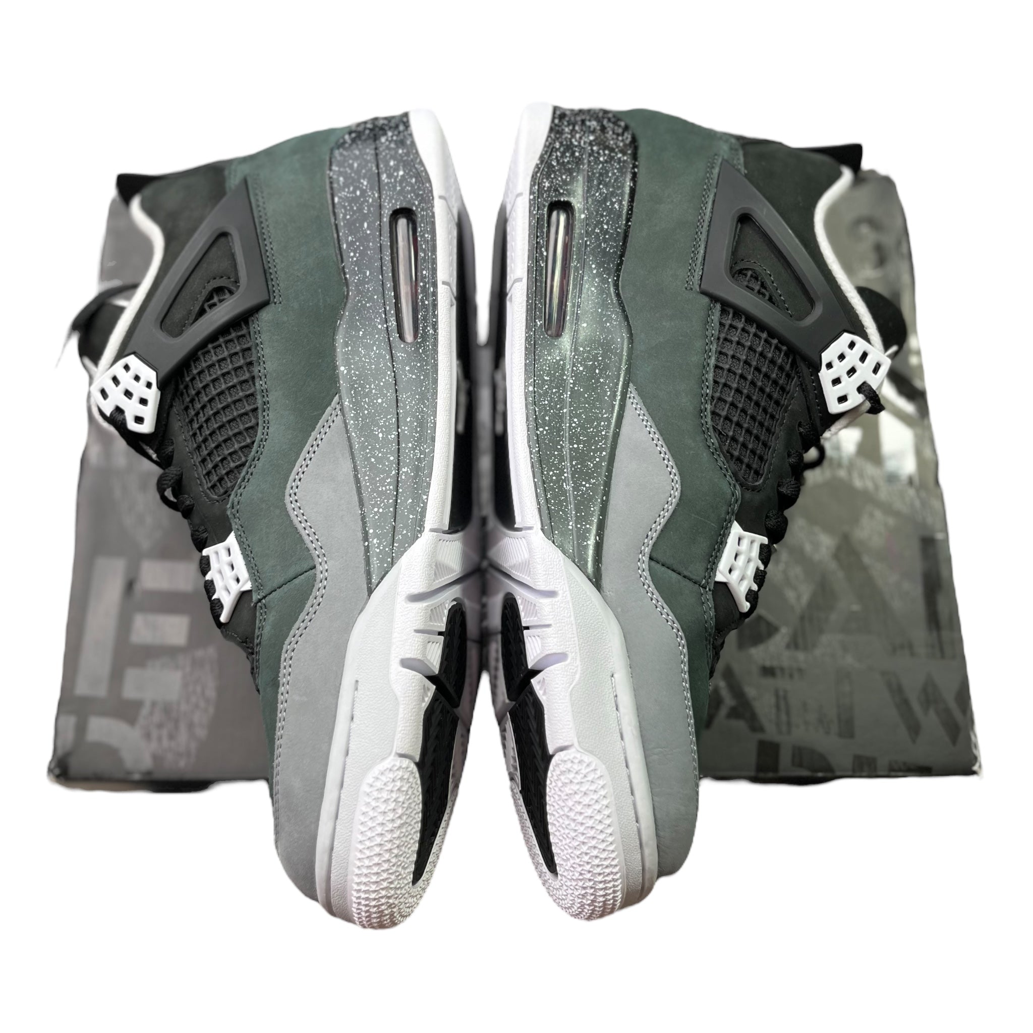 Jordan 4 Retro Fear (45.5EU)