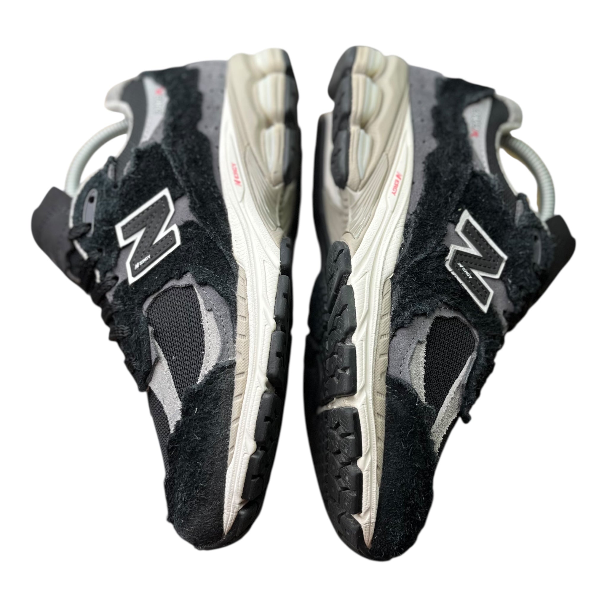 New Balance 2002R Protection Pack Black Grey (37EU)