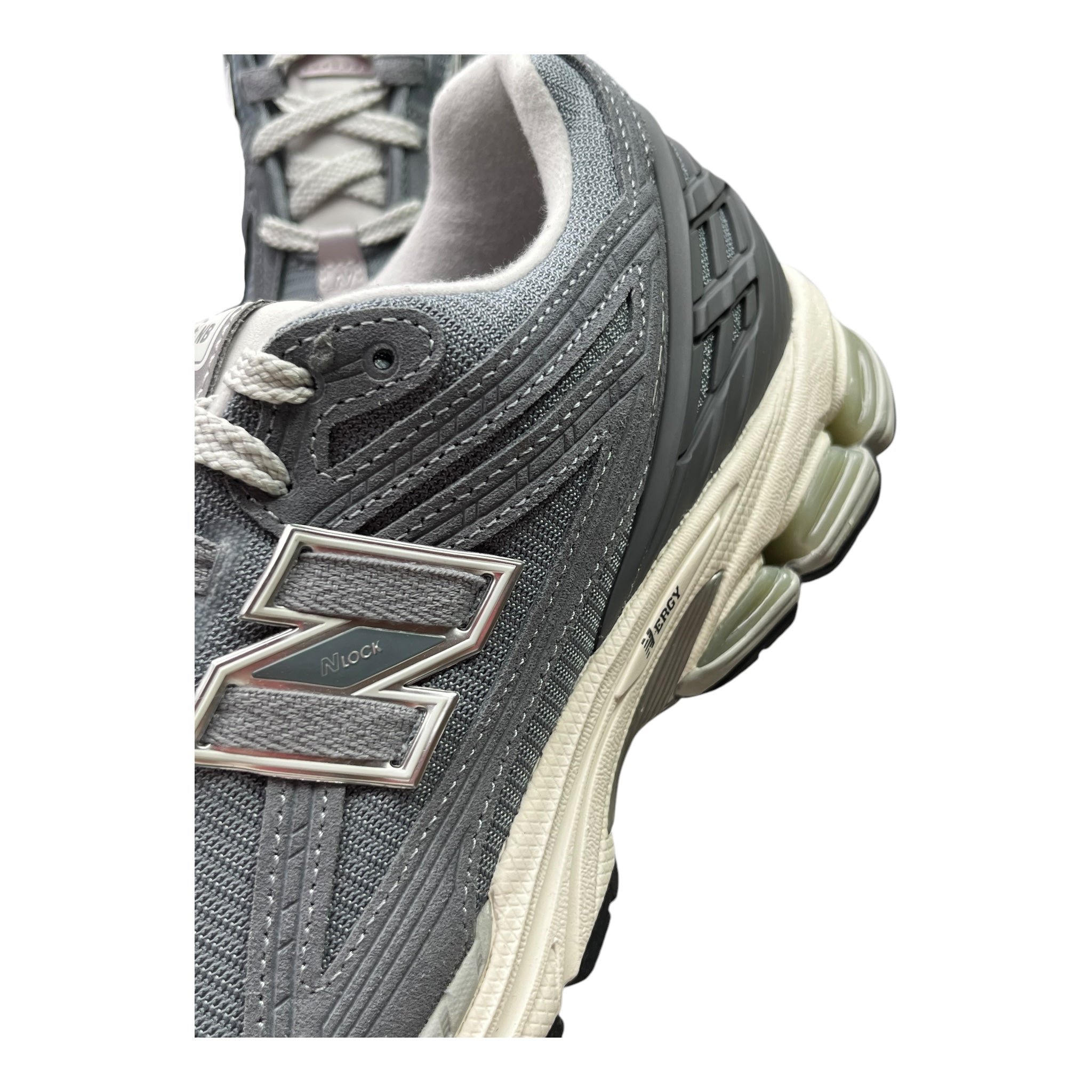 New Balance 1906R Titanium (44EU)