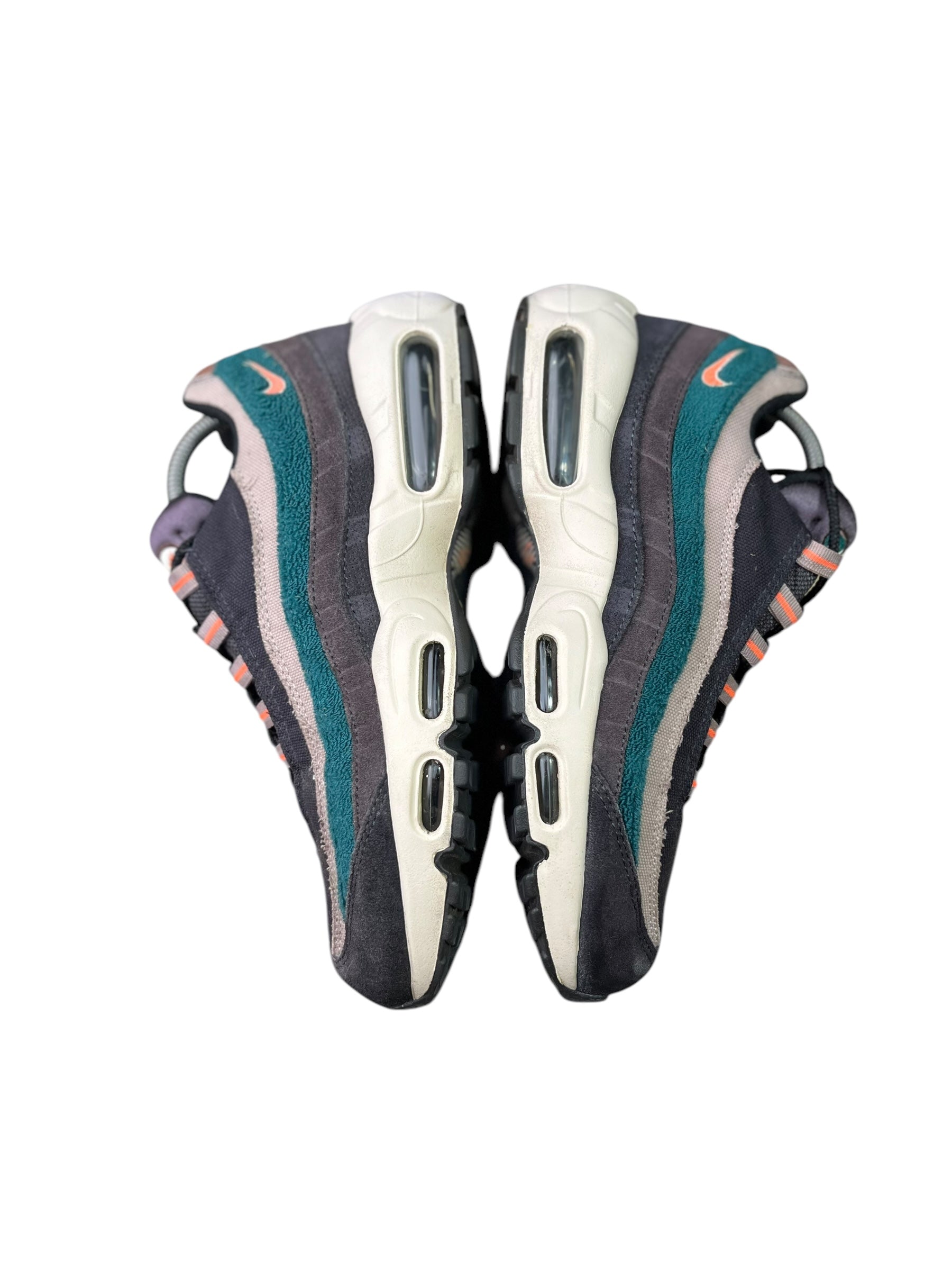 Nike Air Max 95 Grey Rainforest Bright Mango (40EU)