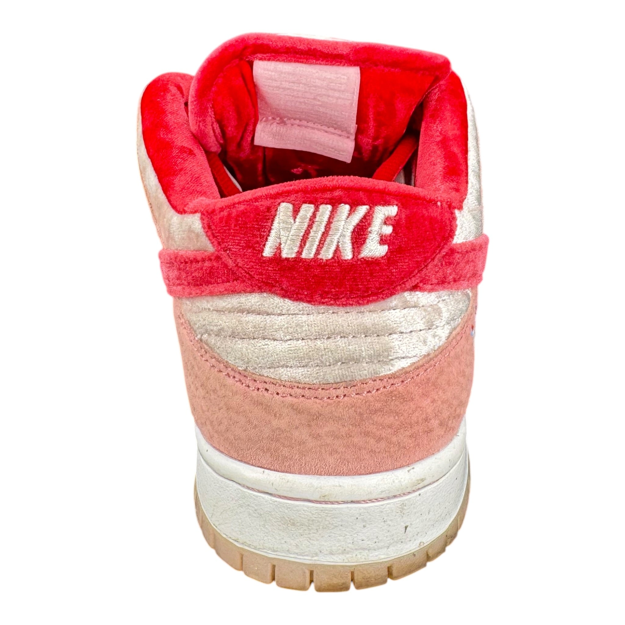 Dunk SB Low Strange Love (42.5EU)