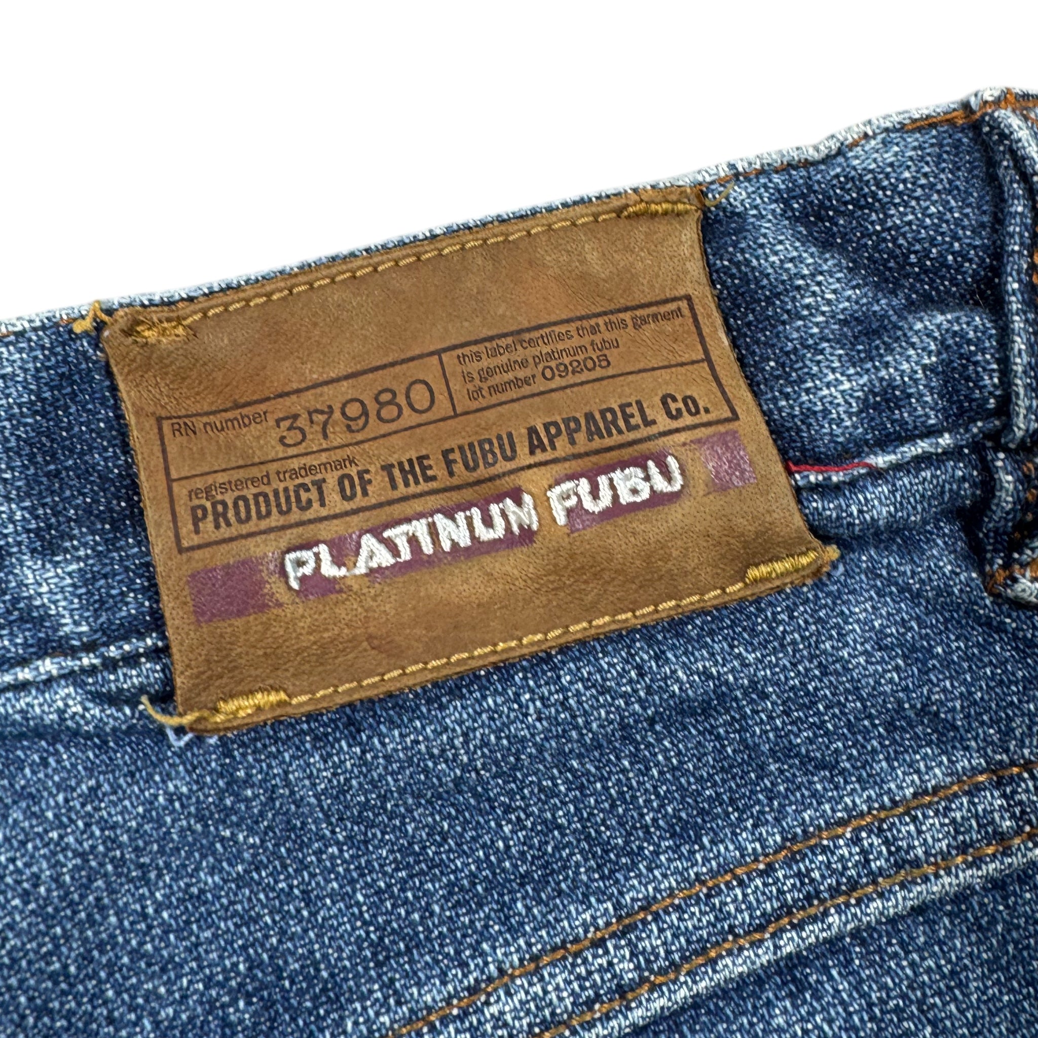 FUBU baggy shorts (XL)