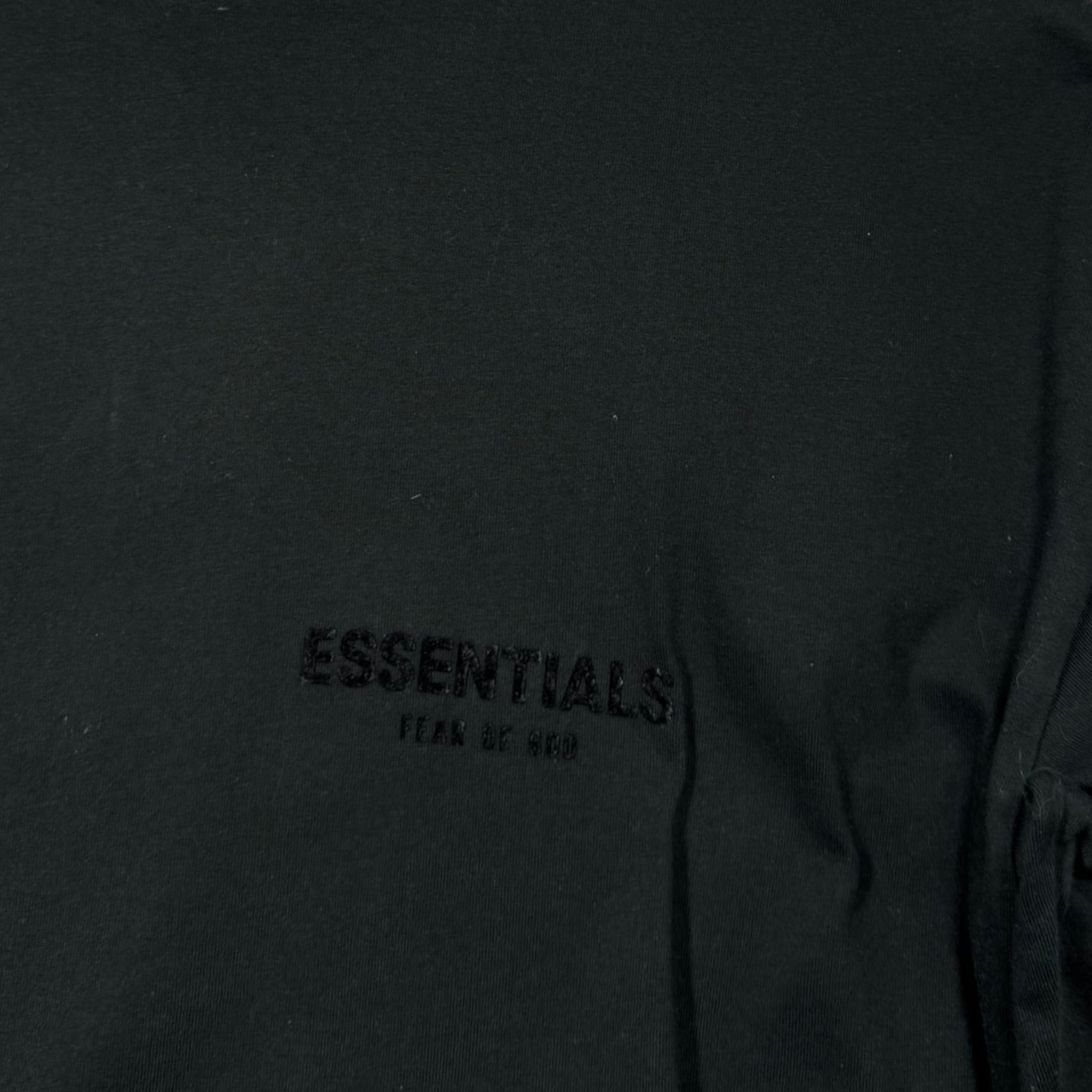 T-Shirt Essentials (M)