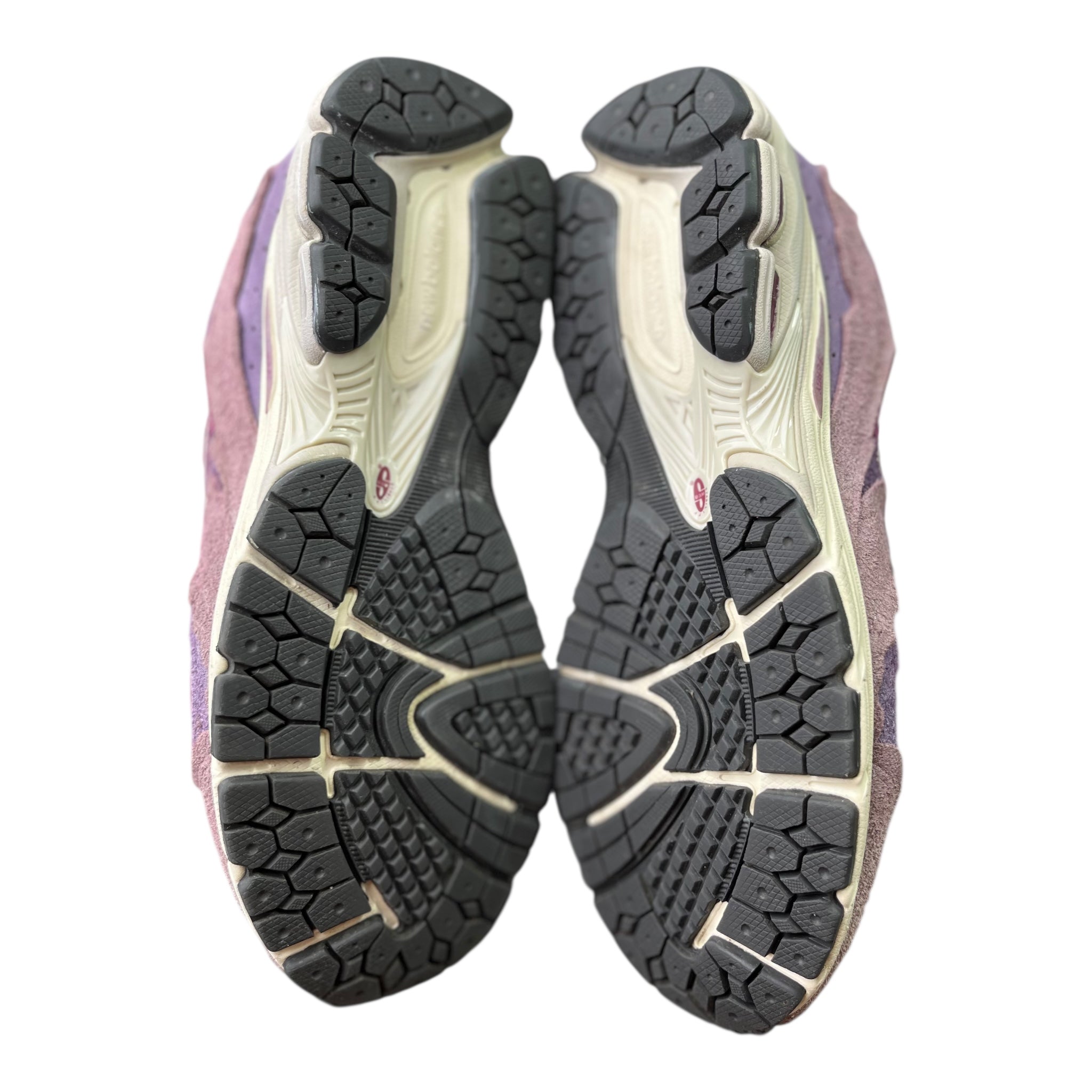 New Balance 2002R Protection Pack Pink Lilac (42.5EU)