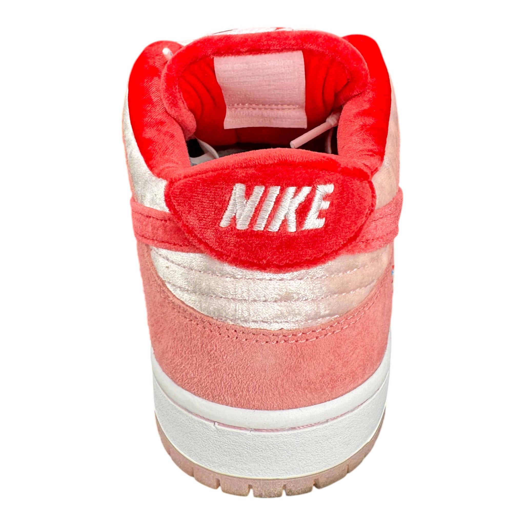 Dunk SB Low Strange Love (45EU)