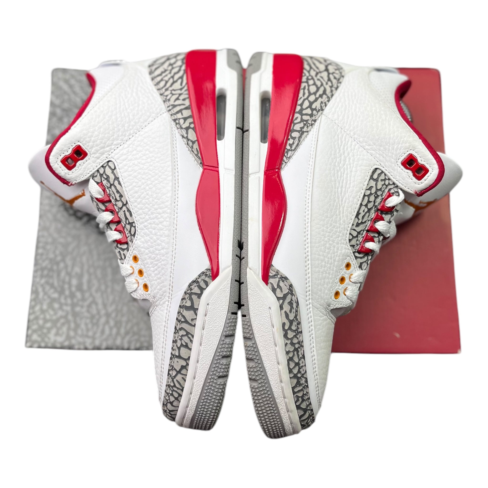 Jordan 3 Retro Cardinal Red (42EU)