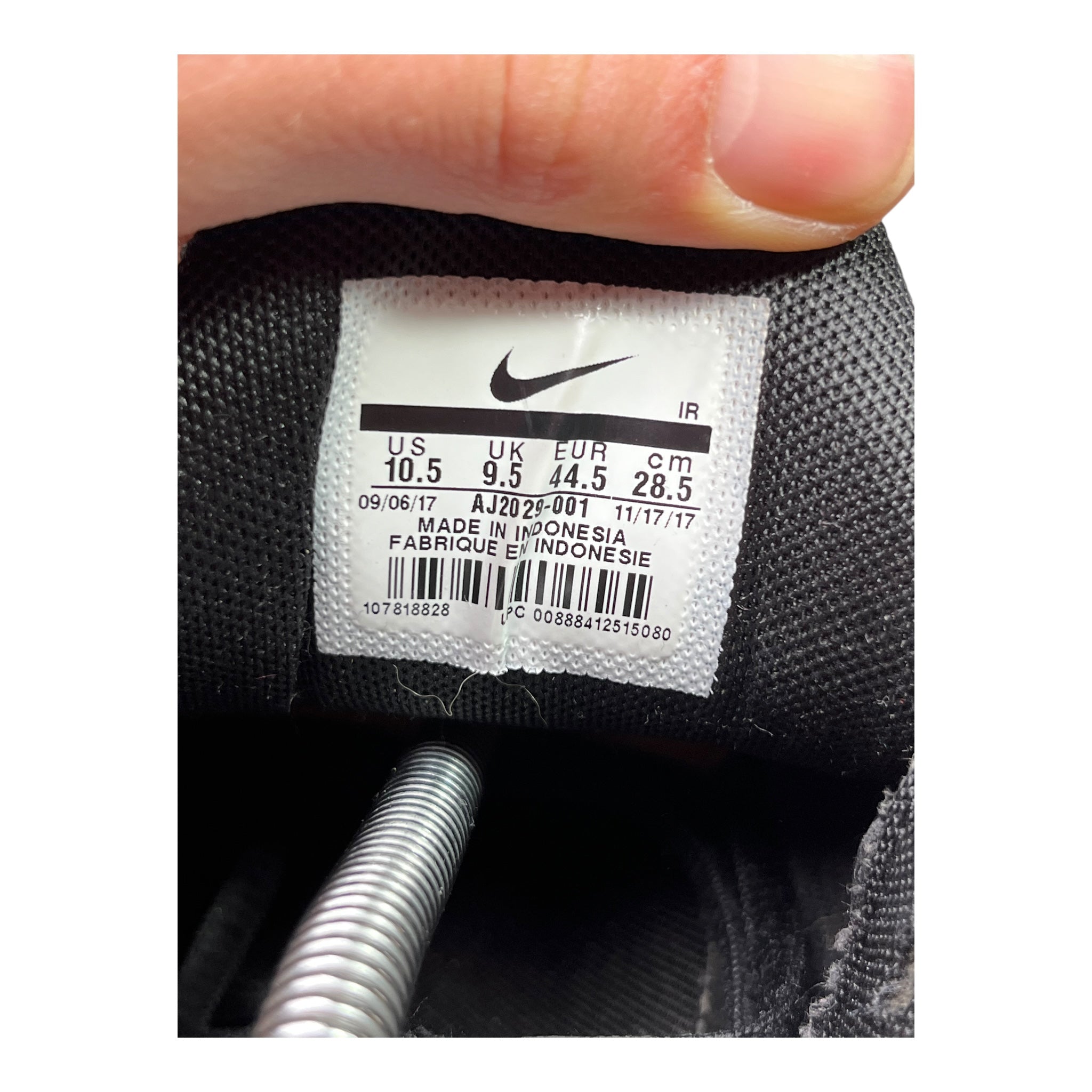 Nike Air Max Plus Tn Triple Black Leather (44.5EU)