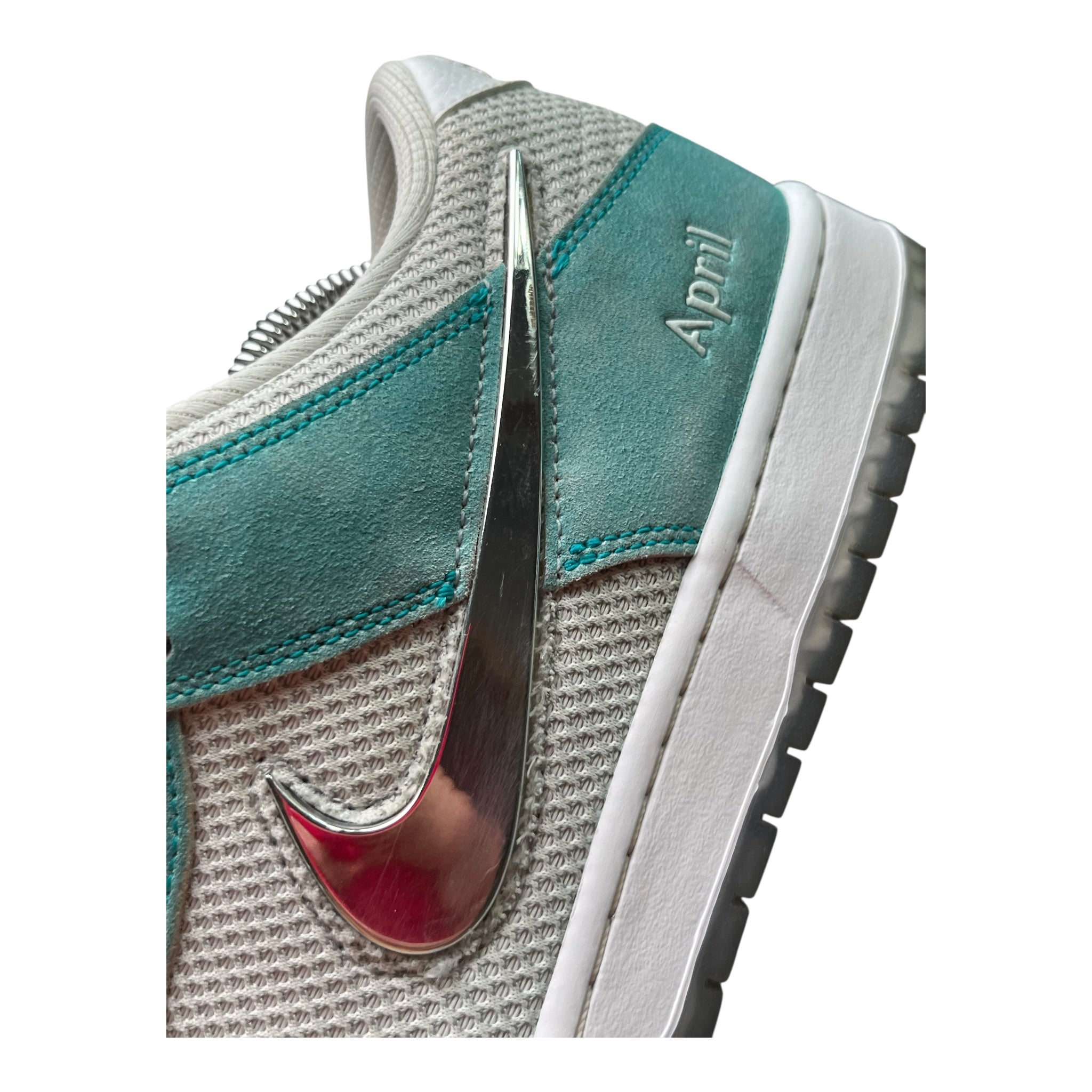 Nike Dunk Low SB April Skateboards (45.5EU)