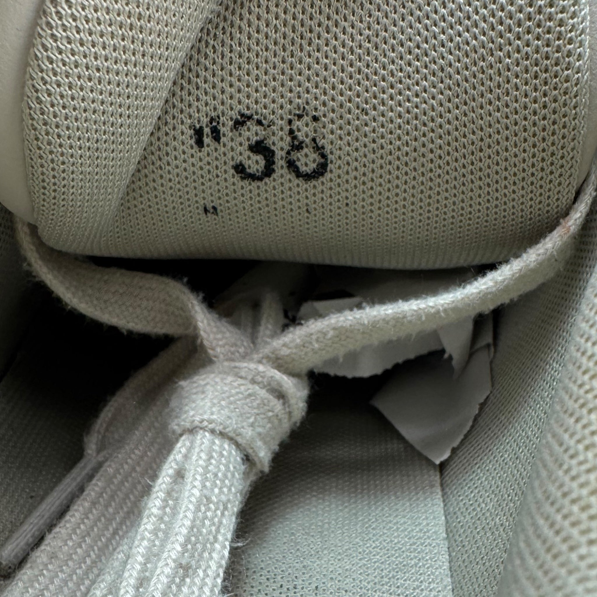 Off-White Out Off Office (38EU)