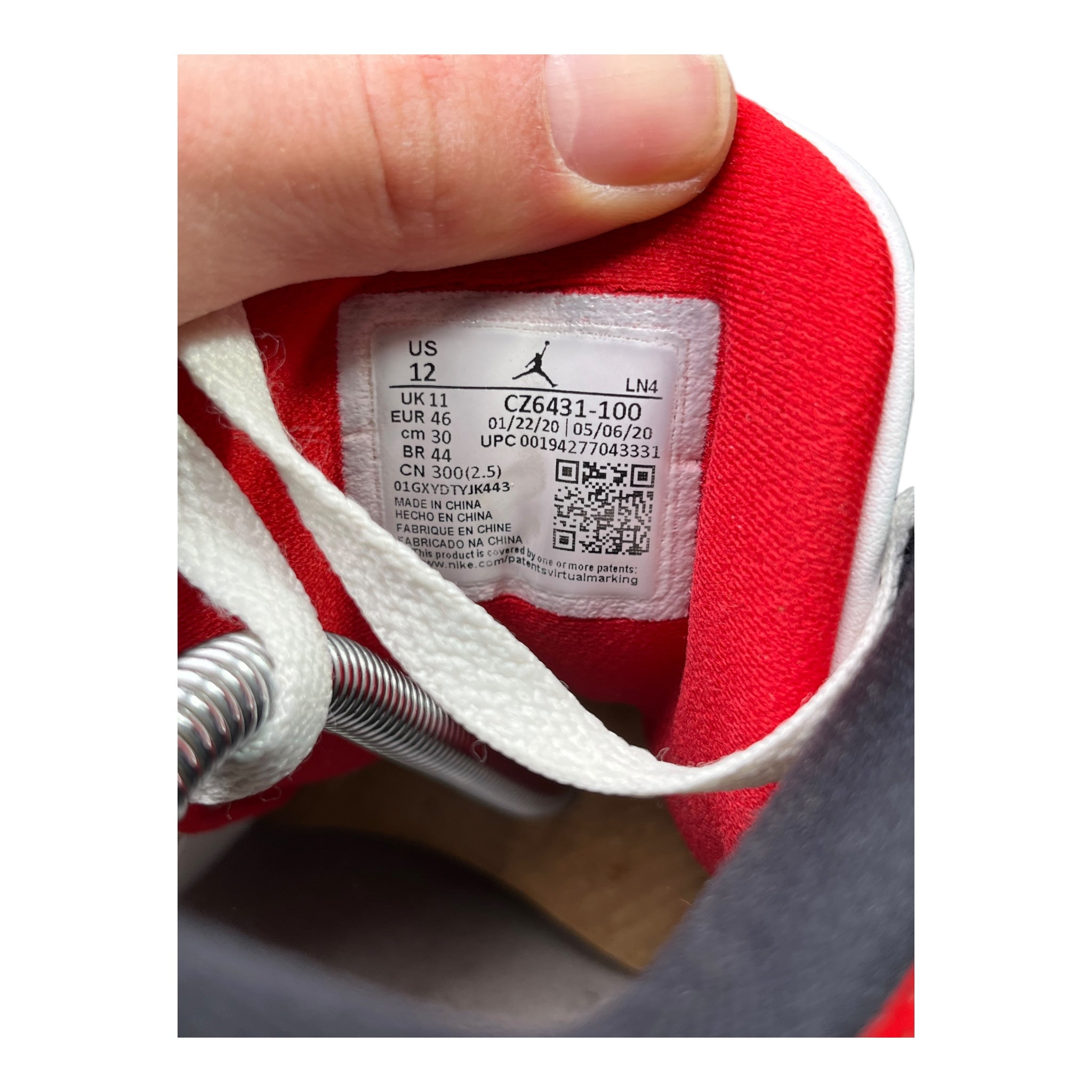 Jordan 3 Retro Fire Red Denim (46EU)