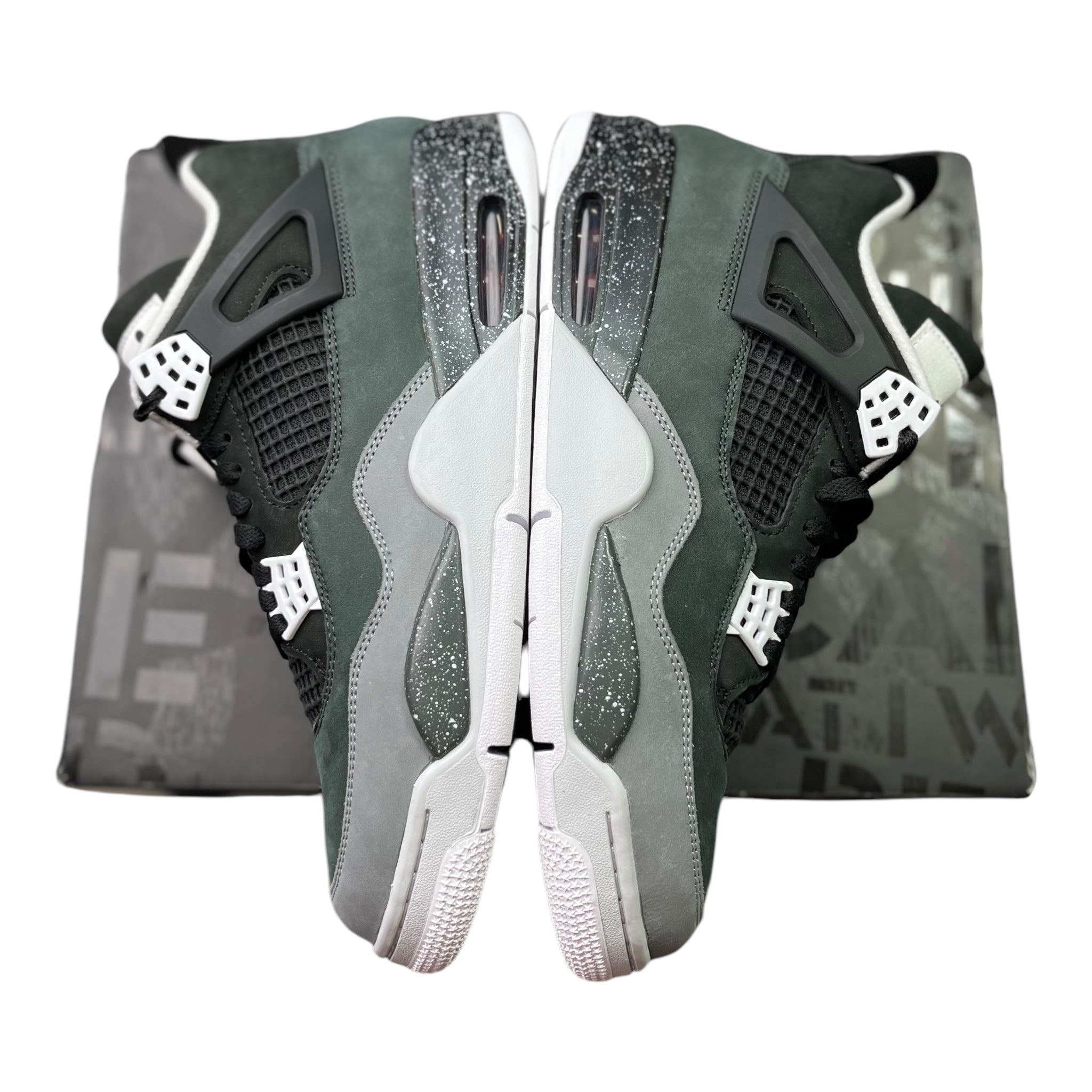 Jordan 4 Retro Fear (45.5EU)