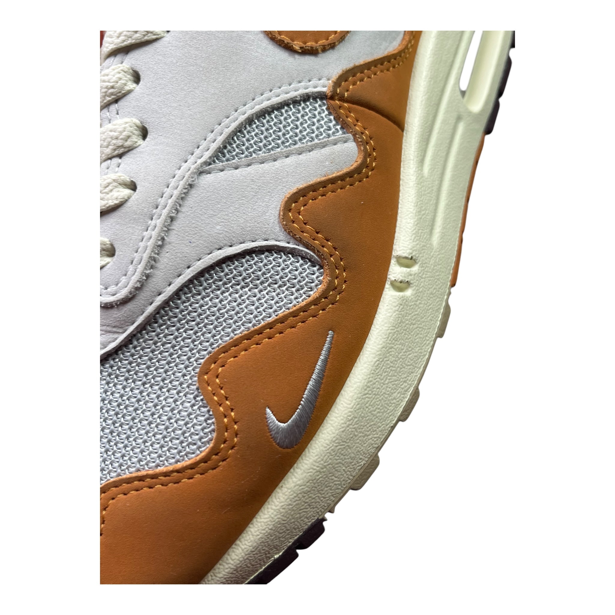 Nike Air Max 1 Patta Monarch (41EU)