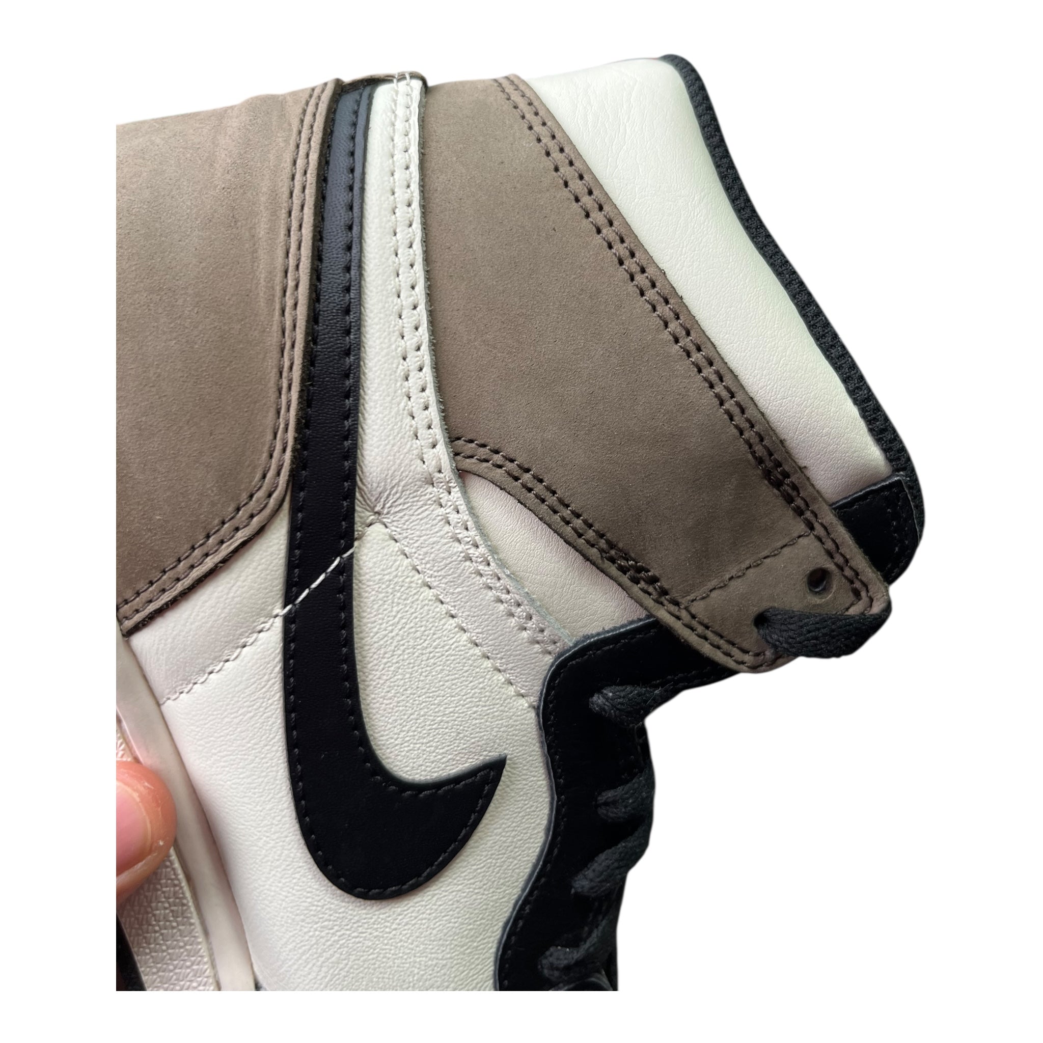 Jordan 1 Retro High Mocha (43EU)