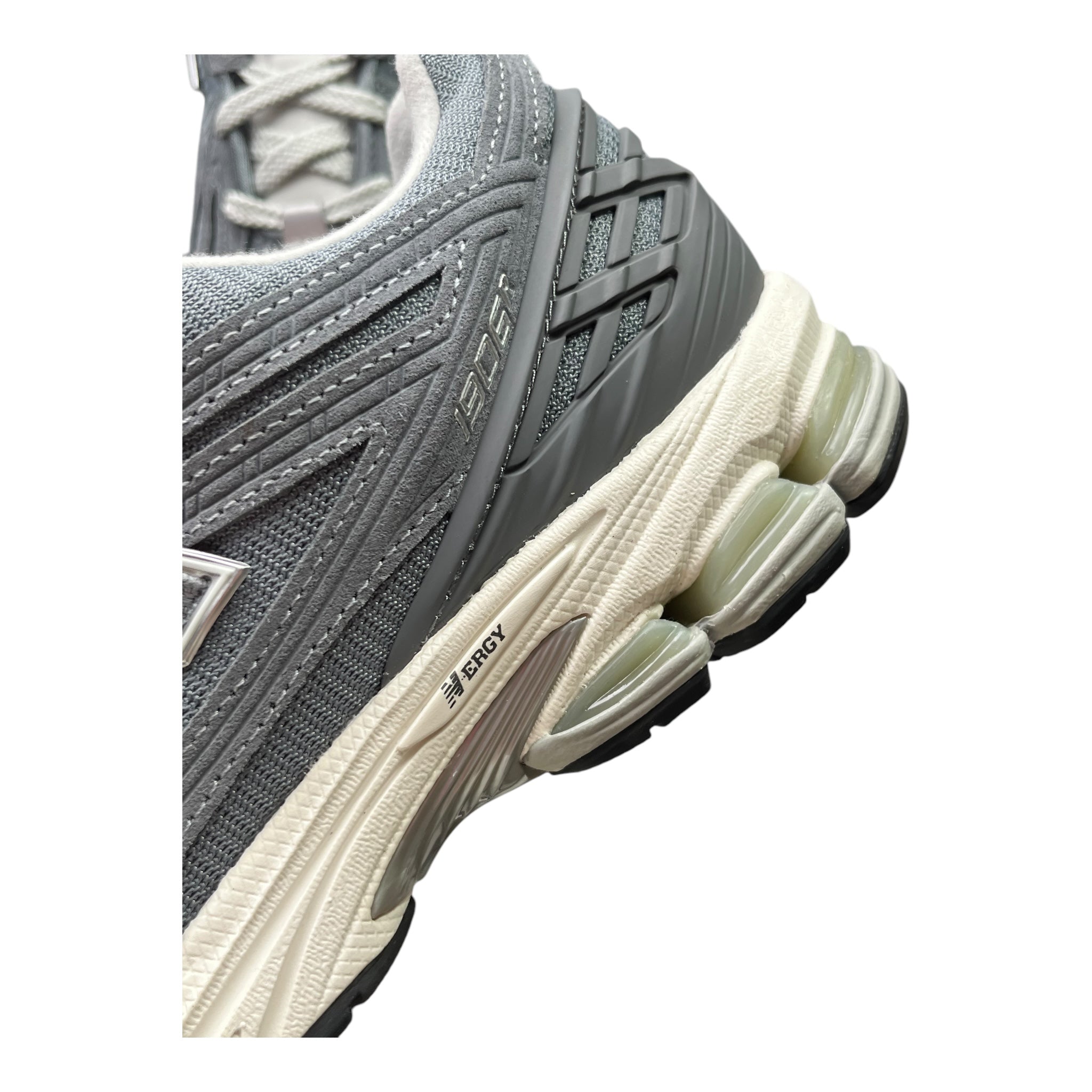 New Balance 1906R Titanium (44EU)