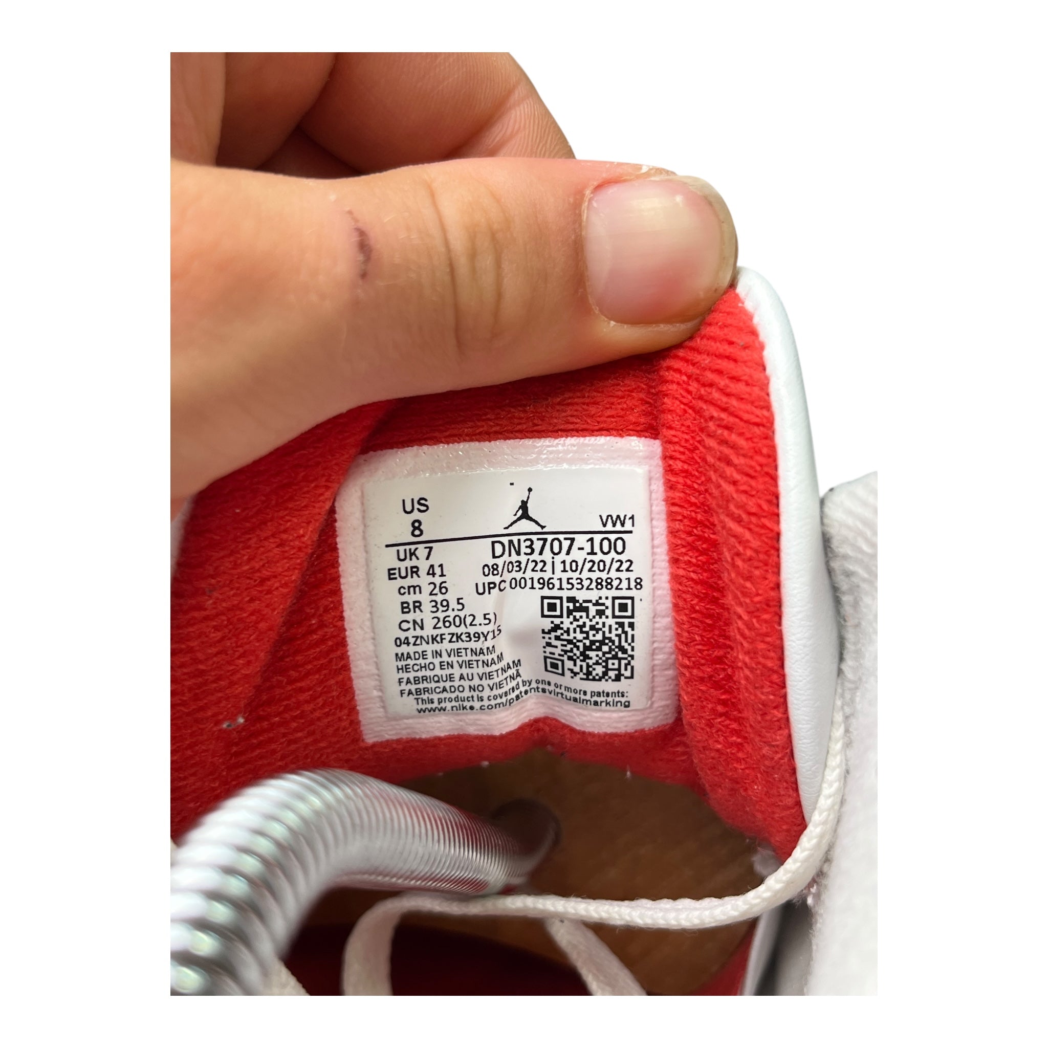 Jordan 3 Retro White Cement Reimagined (41EU)