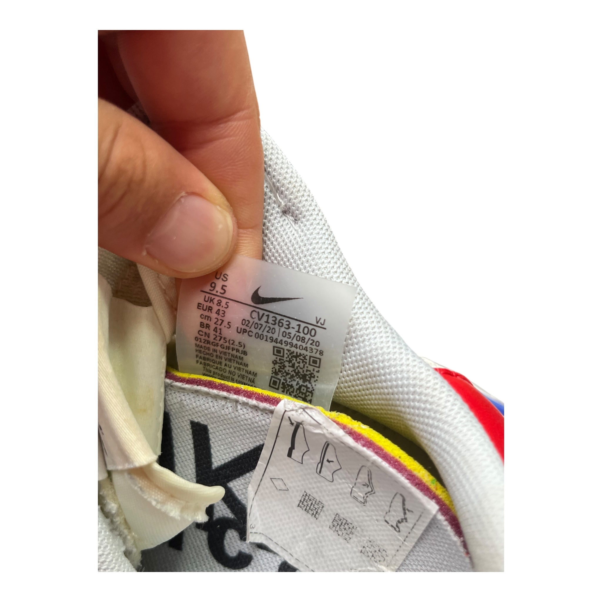 Nike Vaporwaffle Sacai Sail Sport Fuchsia (43EU)