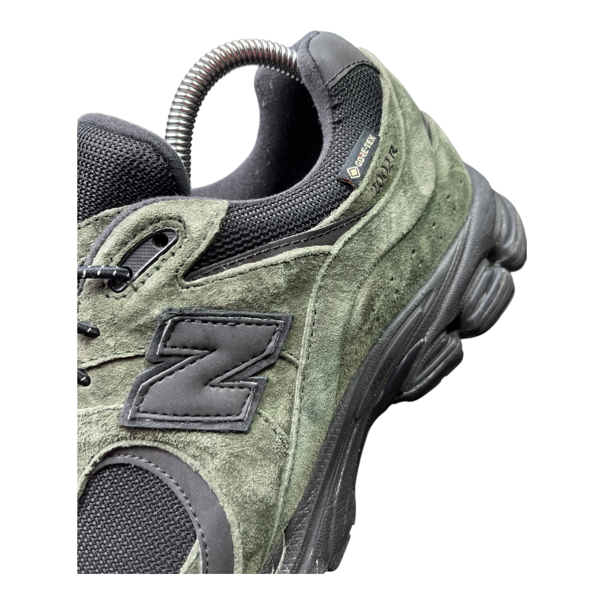 New Balance 2002R JJJound Gore-Tex Olive (44.5EU)